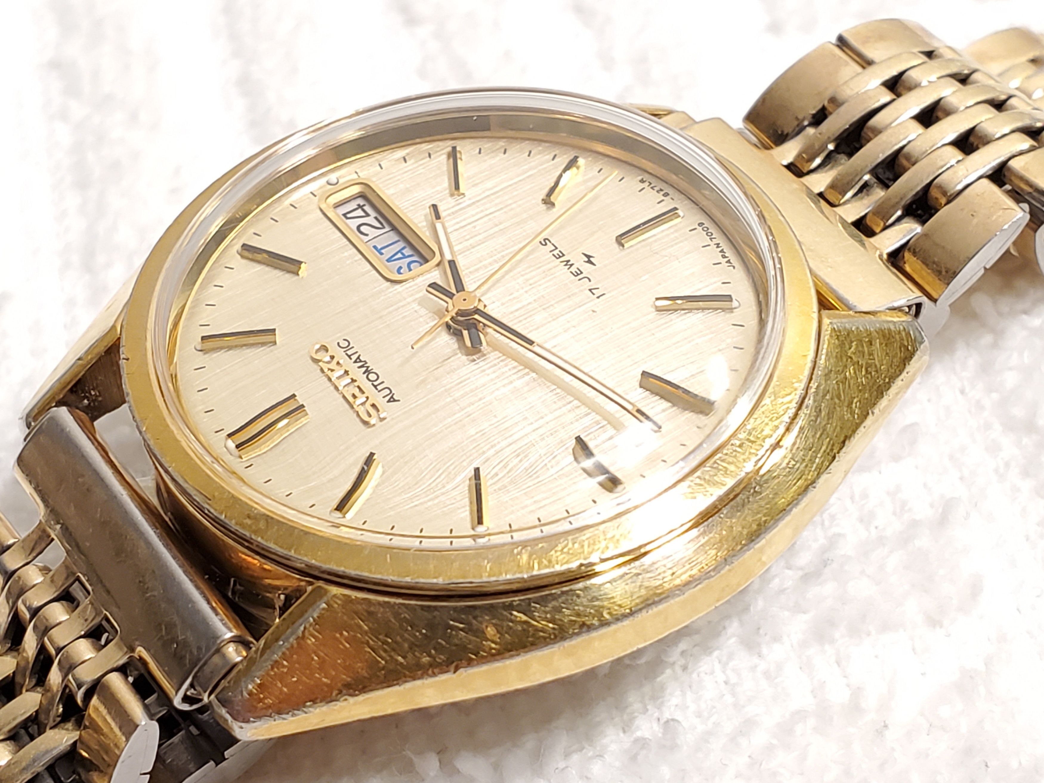 Seiko Vintage Seiko Automatic Day Date Watch Seventeen Jewels Size 36 - 3 Thumbnail