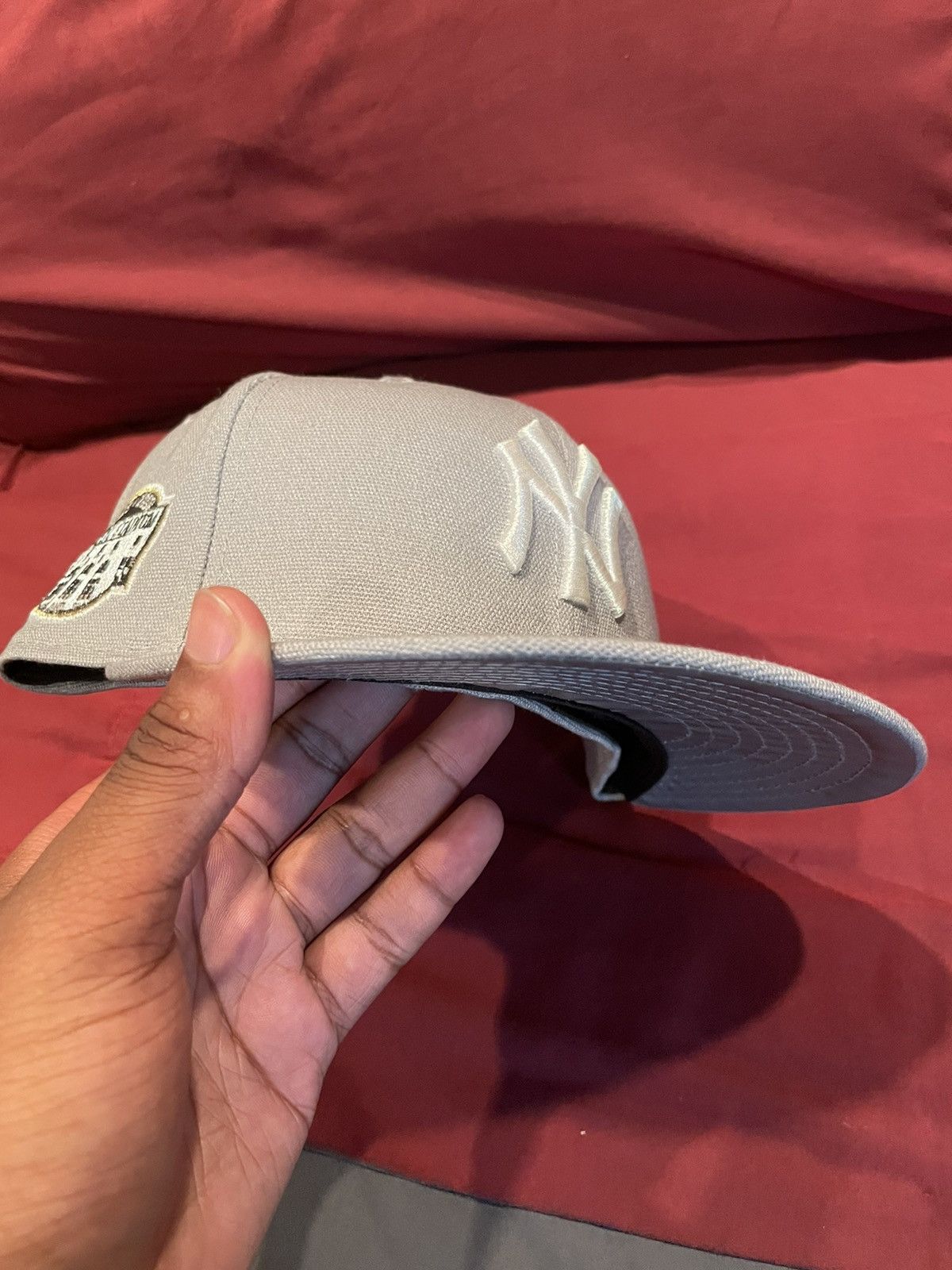 MLB × New Era × New York Yankees MyFitteds Dirty Snow Yankee Stadium Patch Size ONE SIZE - 1 Thumbnail