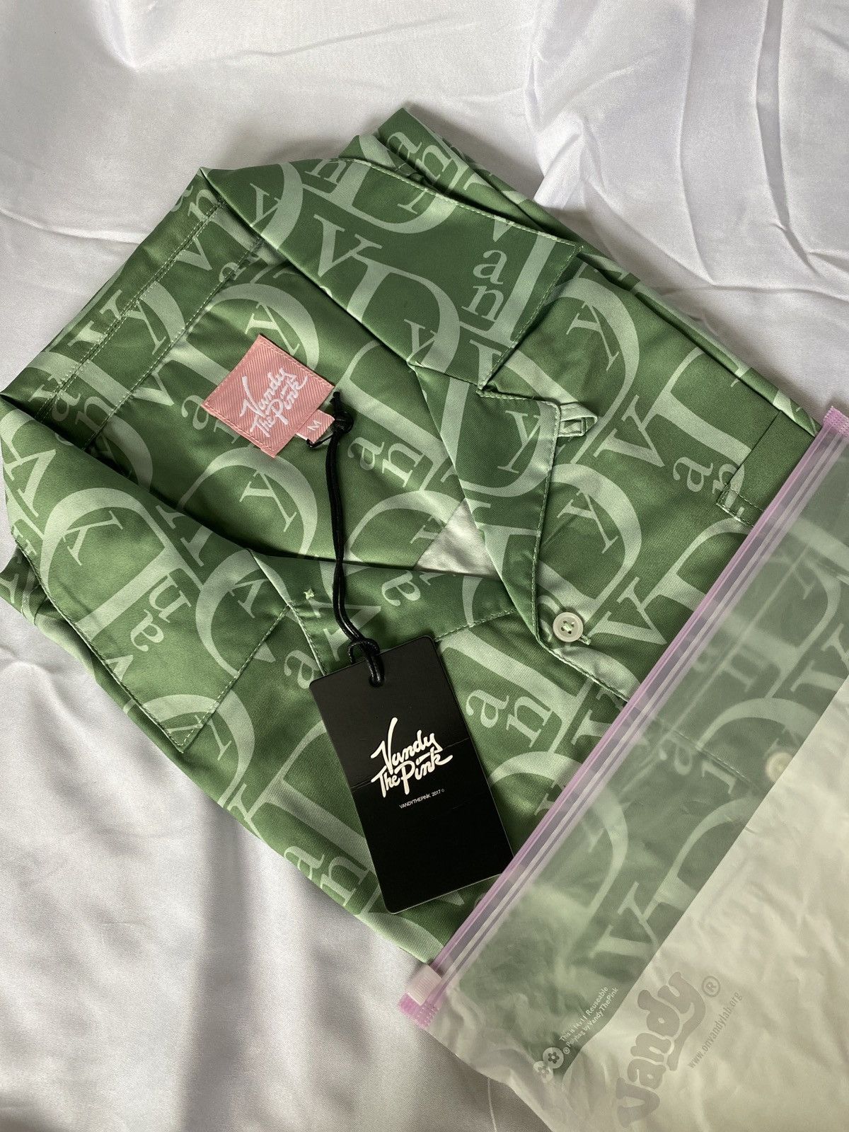 Vandy The Pink Vior Hawaiian Shirt | Grailed