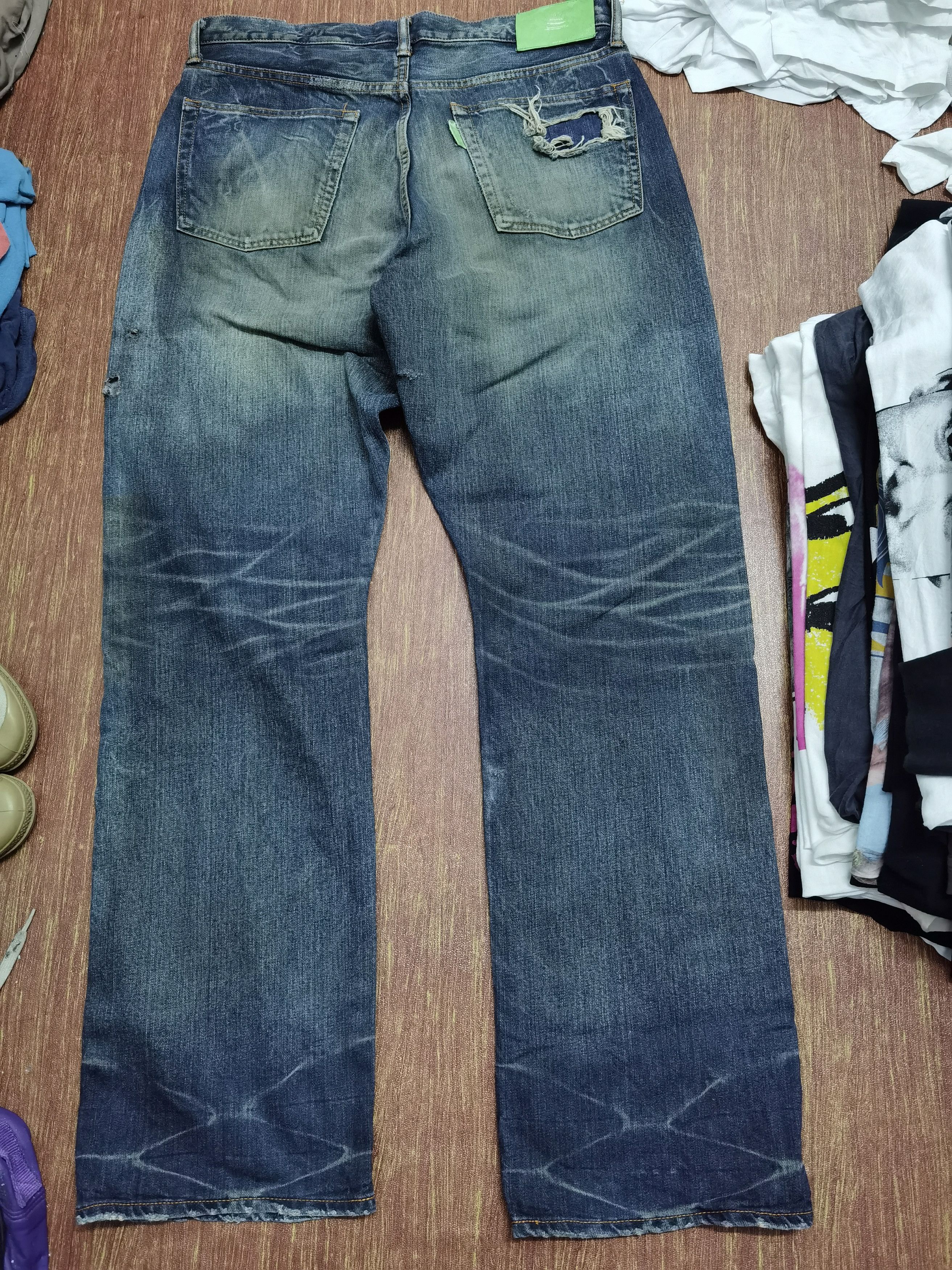 Japanese Brand Distressed swagger denim 2006 production Size US 35 - 4 Thumbnail