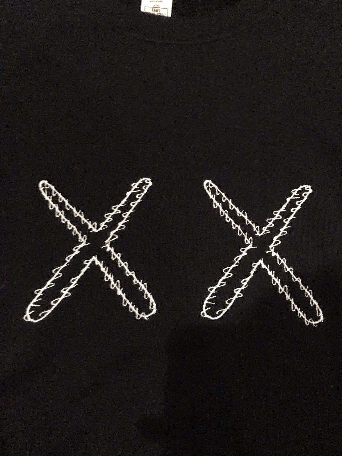 Kaws × Uniqlo Kaws Uniqlo Sweater Size US L / EU 52-54 / 3 - 2 Thumbnail