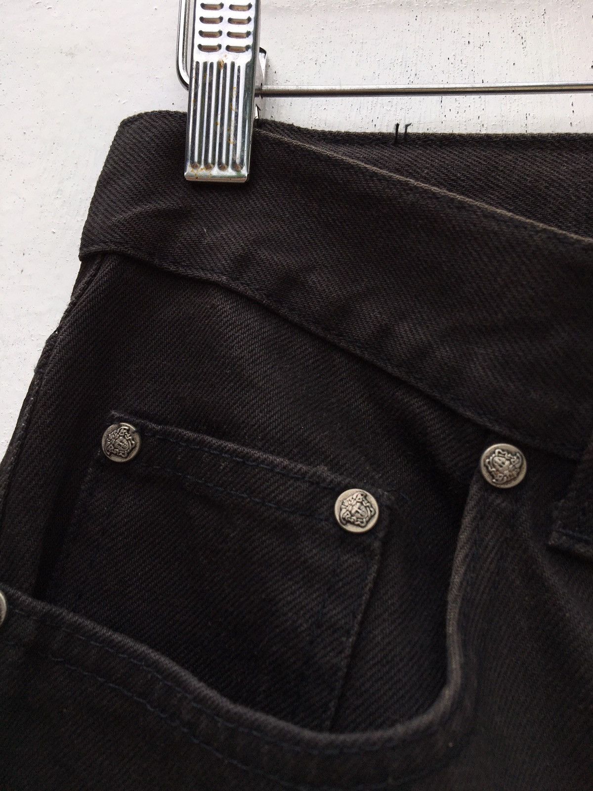Versace Vintage Versace Medusa Loose Cut Jeans Size US 32 / EU 48 - 19 Thumbnail
