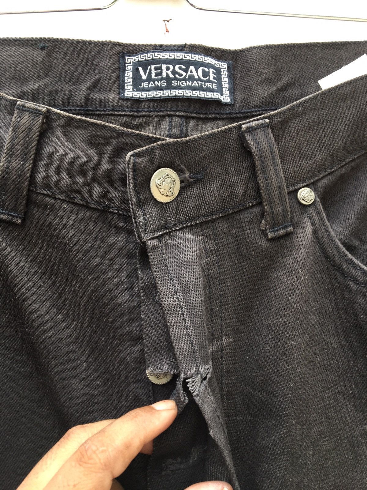 Versace Vintage Versace Medusa Loose Cut Jeans Size US 32 / EU 48 - 20 Thumbnail