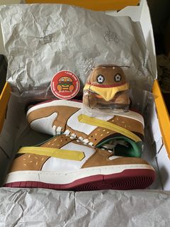 Vandy The Pink “Burger Dunks” Sz 13 for Sale in Providence, RI