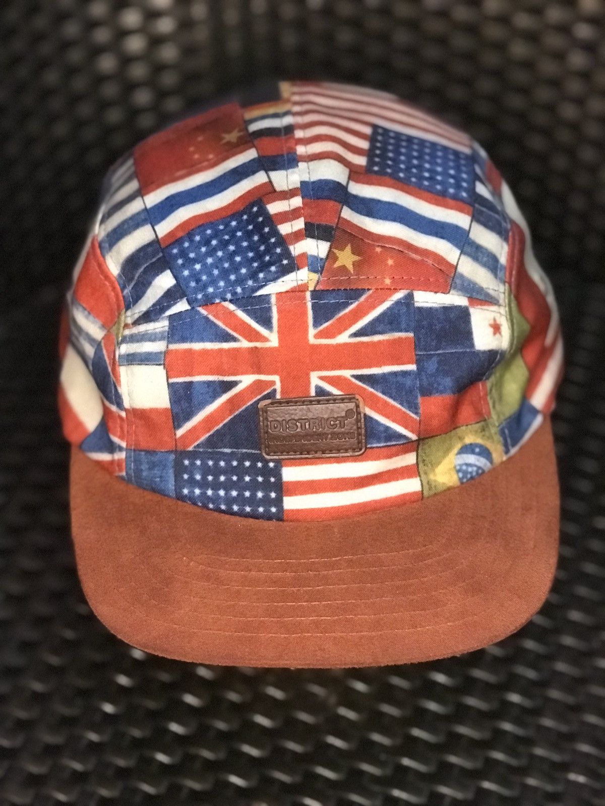 District UNITED ARROWS × Vintage Vintage District Hat X 6 Panel FullPrint X United Arrow Size ONE SIZE - 1 Thumbnail