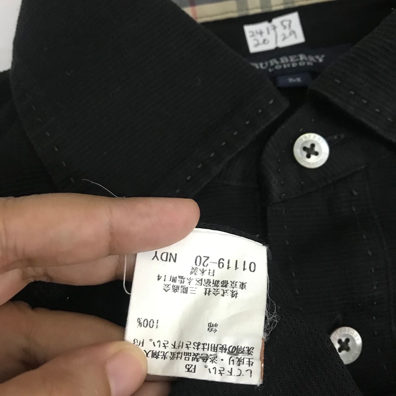 Burberry 🔥Nice! BURBERRY LONDON Black Shirt Made in Japan Size US S / EU 44-46 / 1 - 9 Thumbnail