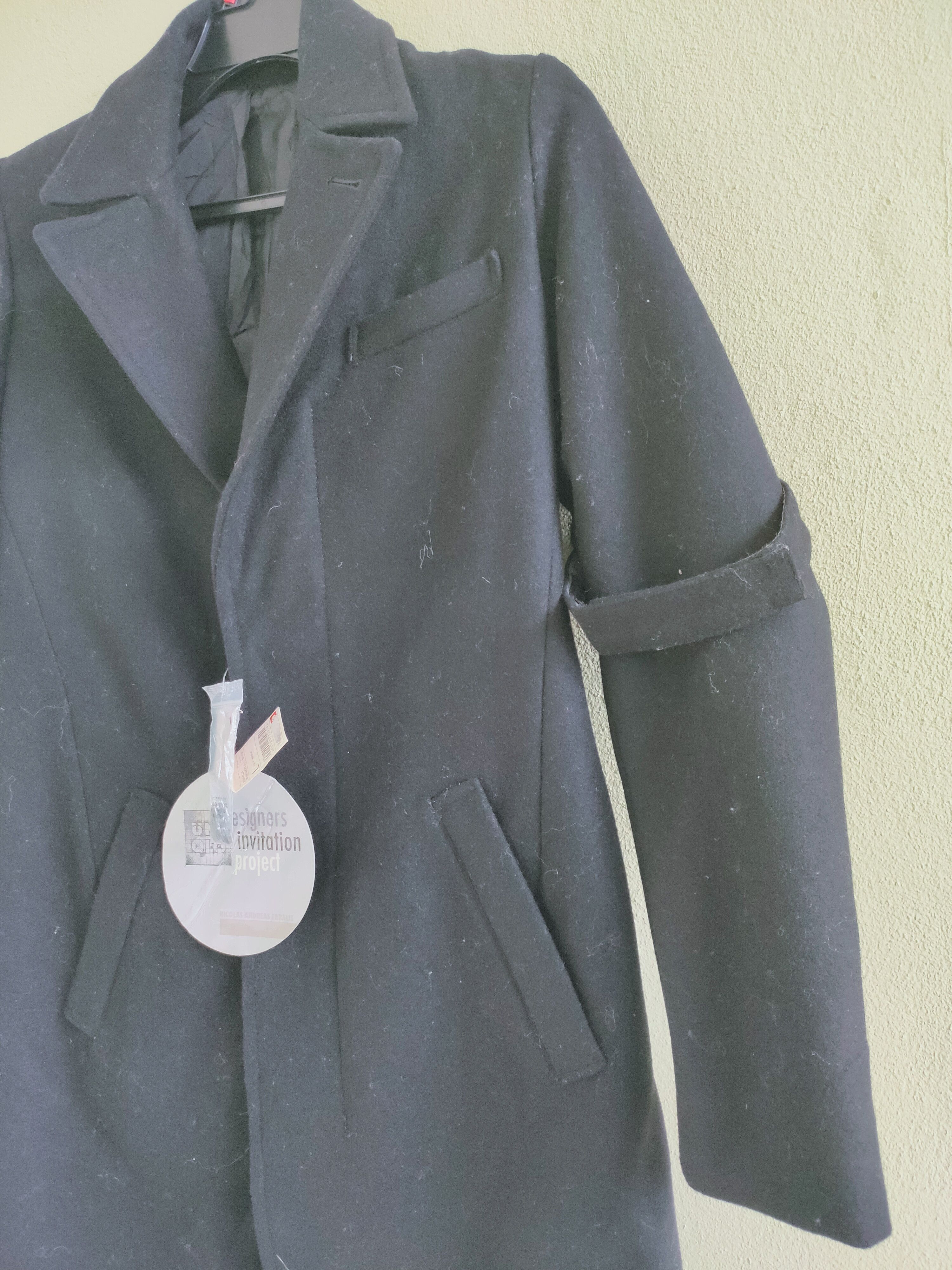Nicolas Andreas Taralis UNIQLO staff coat design by NICOLAS ANDREAS TARALIS Size US XS / EU 42 / 0 - 2 Thumbnail