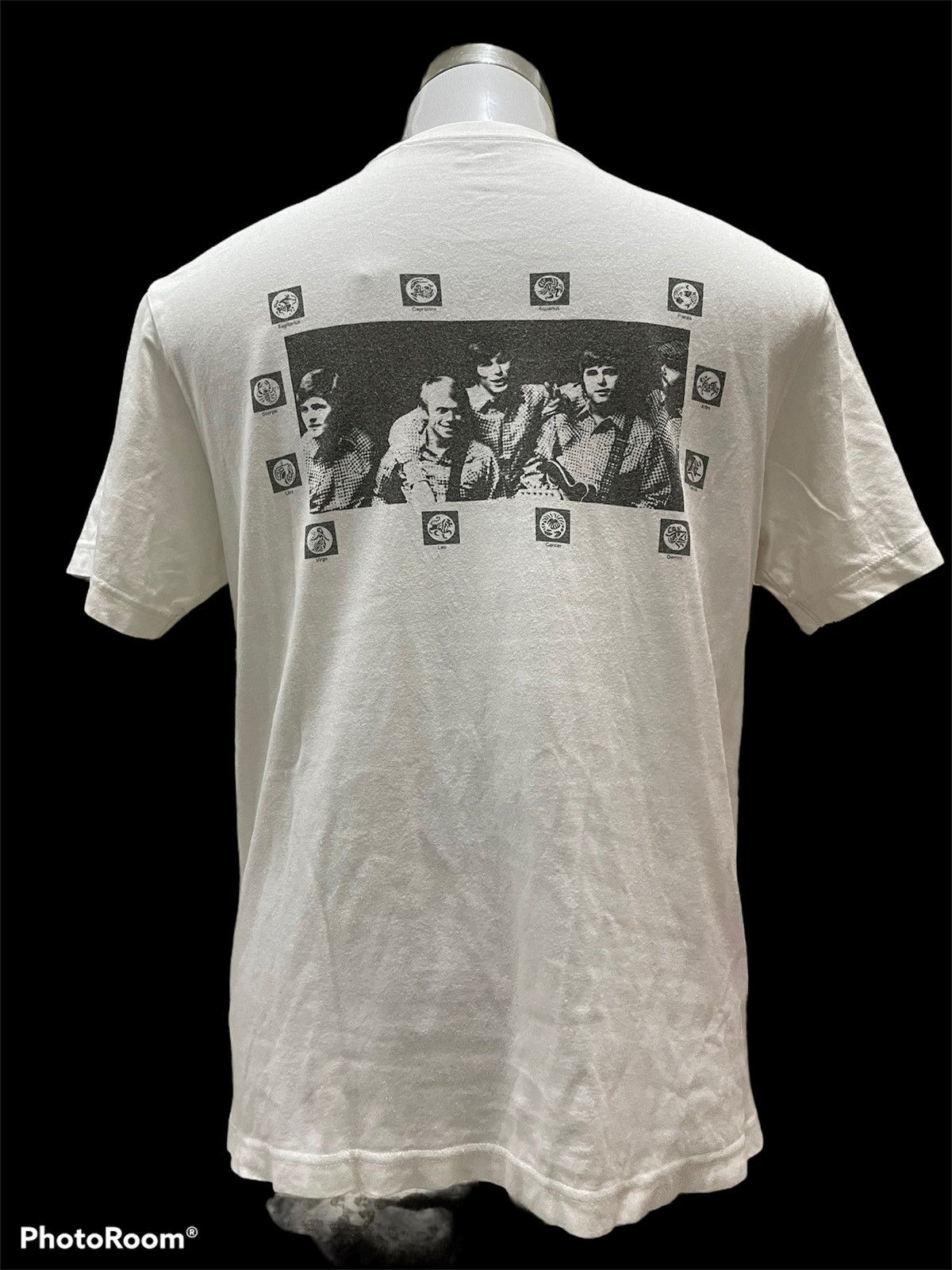 Band Tees × Uniqlo Smile The Beach Boys T shirt | Grailed