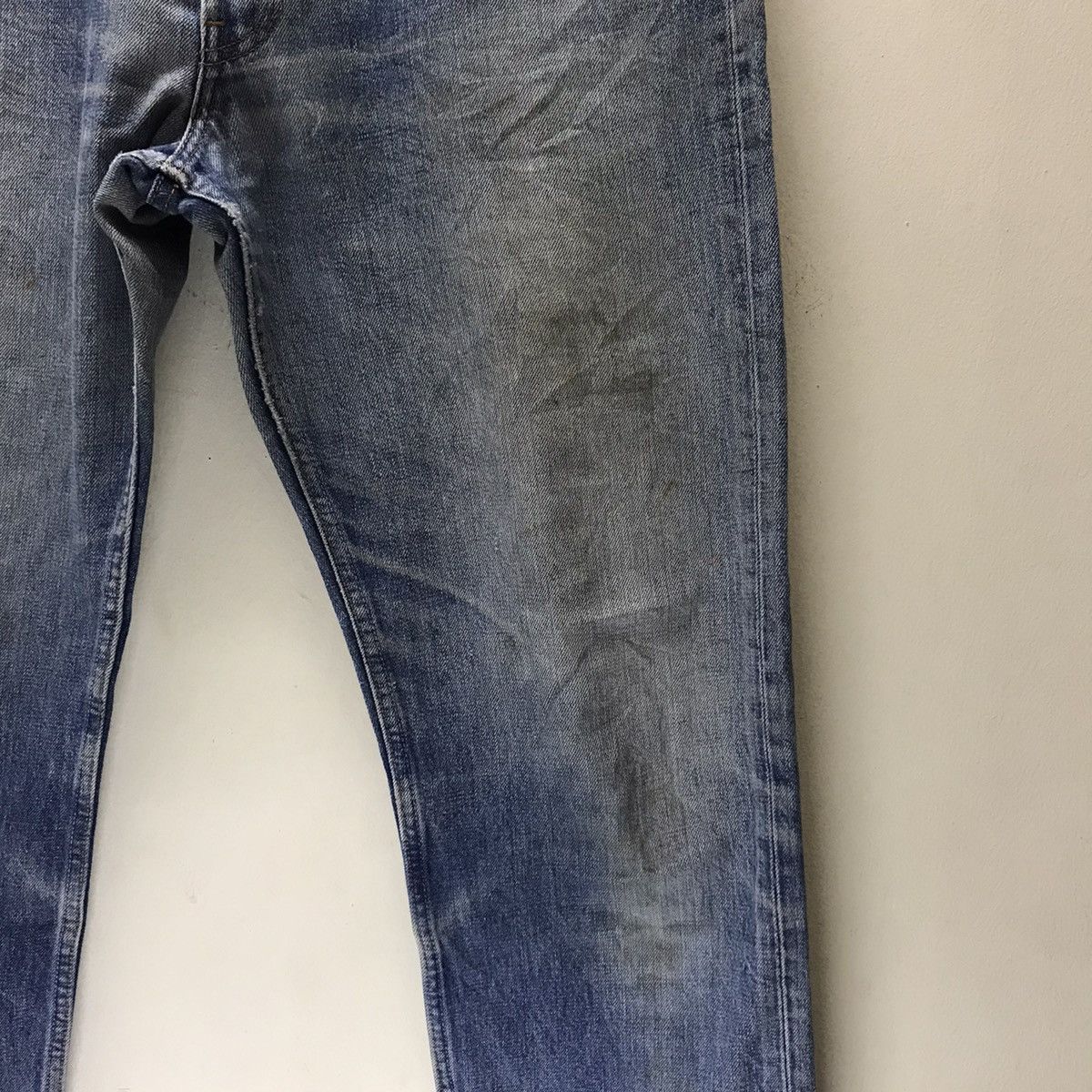 Levi's Vintage Levis 501 Jeans Distressed JeansMade In USA Size US 33 - 7 Thumbnail