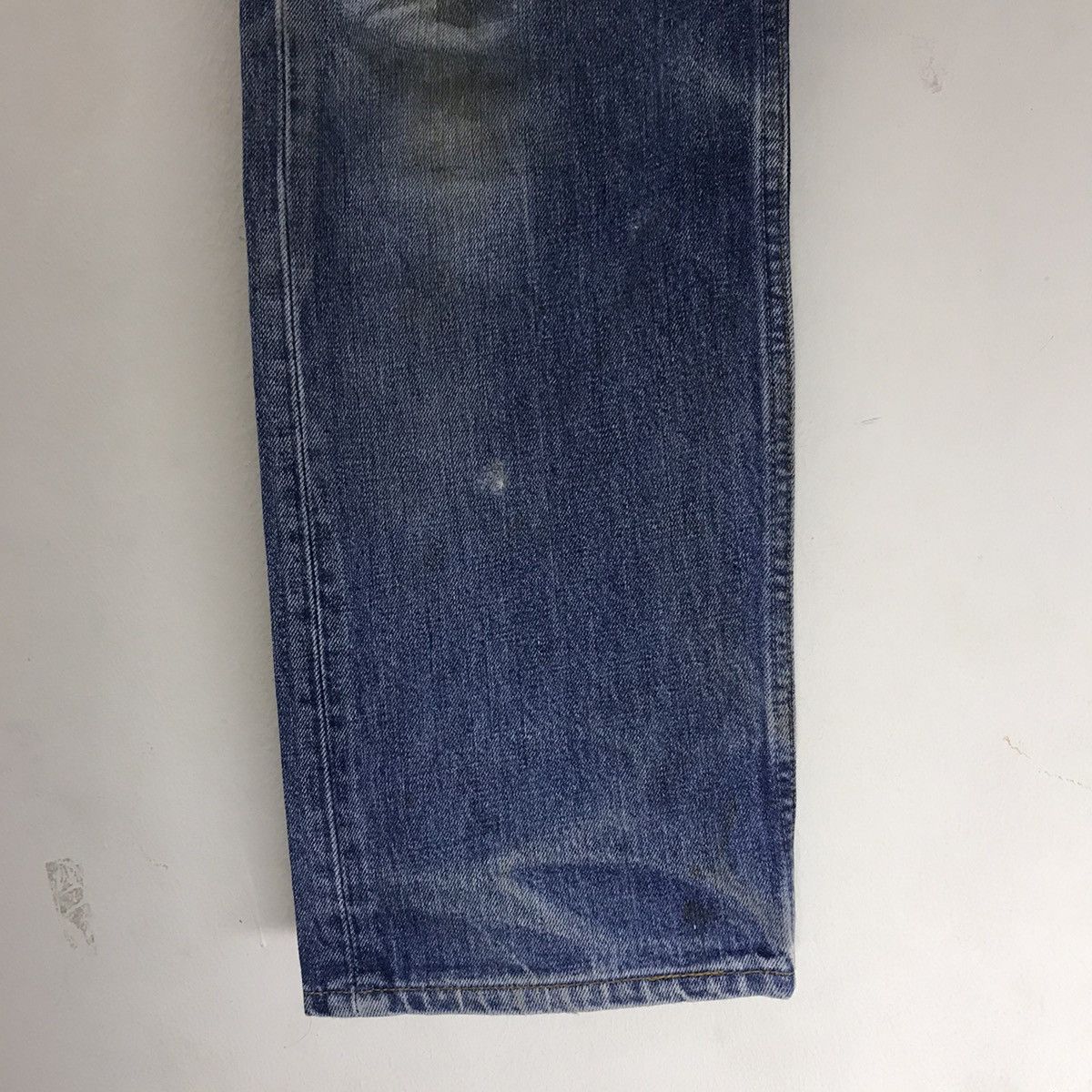 Levi's Vintage Levis 501 Jeans Distressed JeansMade In USA Size US 33 - 8 Thumbnail