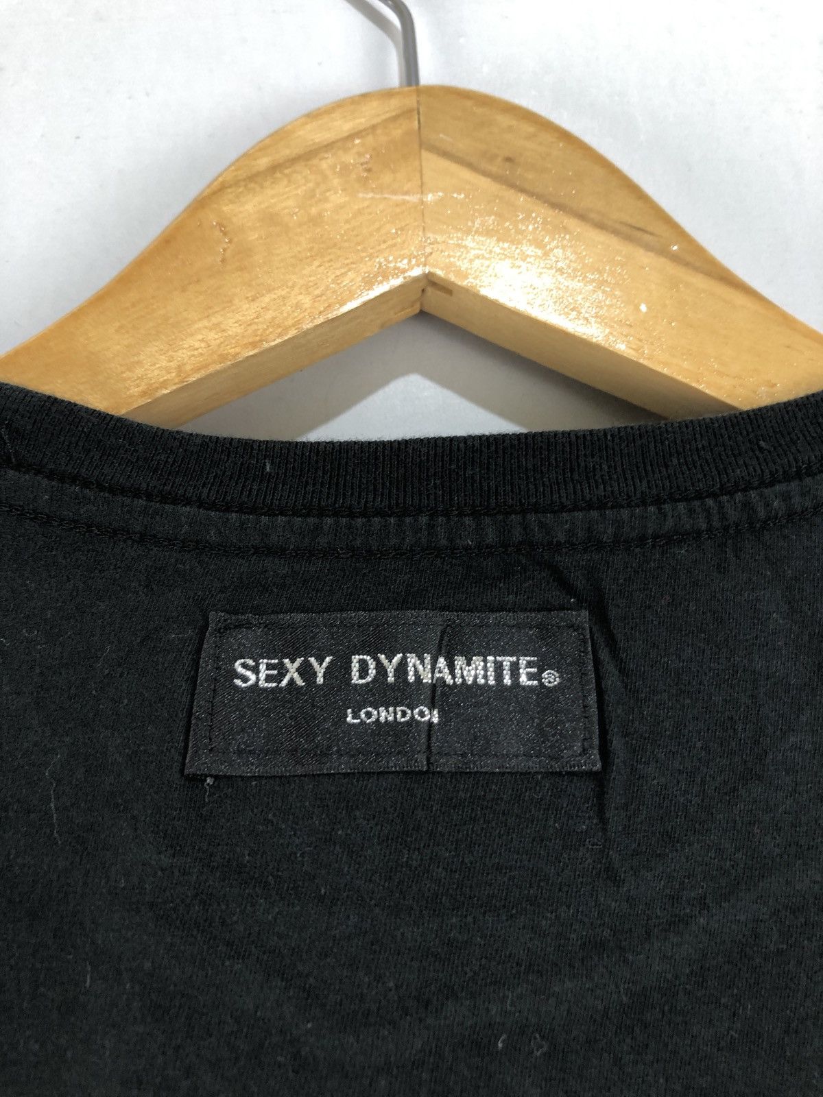 Japanese Brand Sexy Dynamite London T-Shirt Size US L / EU 52-54 / 3 - 4 Thumbnail