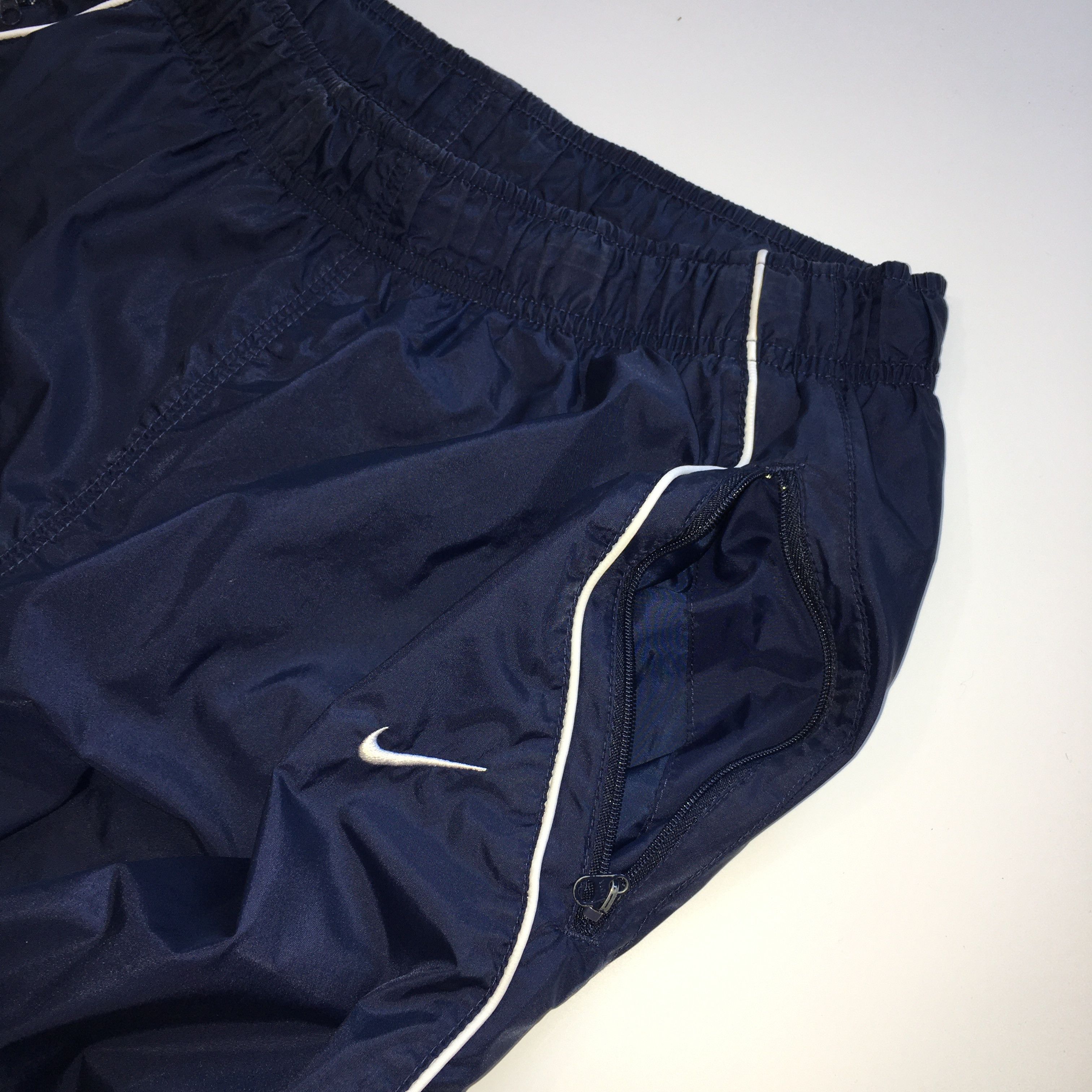 Nike Vintage Y2K Nike Nylon Navy Track Pants Joggers Size L Size US 34 / EU 50 - 4 Thumbnail