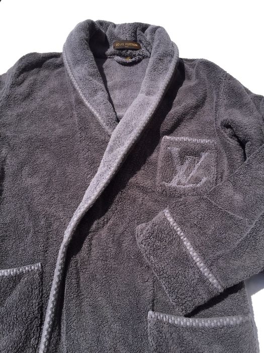louis-vuitton-damier-bathrobe LV-After a nice long bubble bath