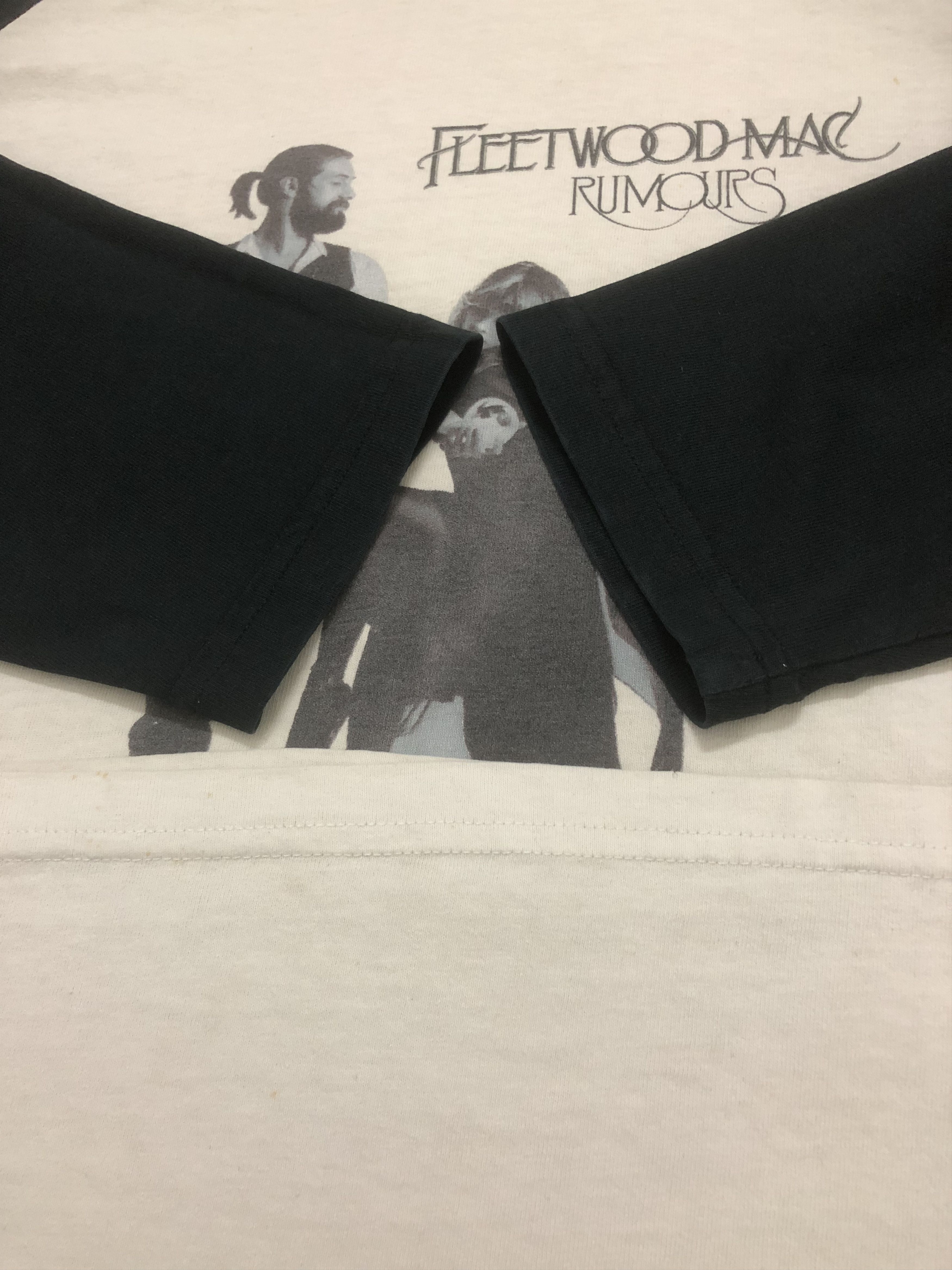 Vintage Vintage Worn Fleetwood Mac Longsleeve T-shirts Size US XL / EU 56 / 4 - 3 Thumbnail