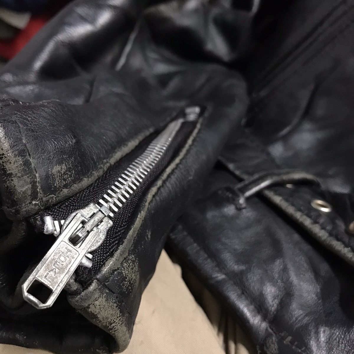 Schott Vintage Schott Perfecto biker leather jacket Size US M / EU 48-50 / 2 - 17 Thumbnail