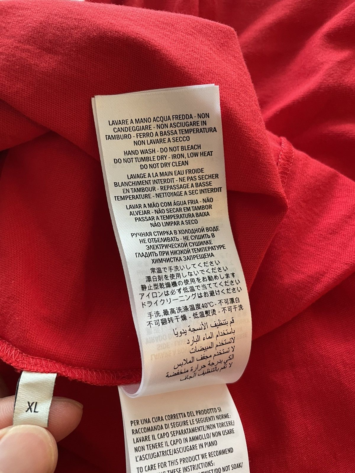 Gucci SuperRunway Limited Edition Electric Gucci Logo Tee T-shirt Size US XL / EU 56 / 4 - 17 Thumbnail