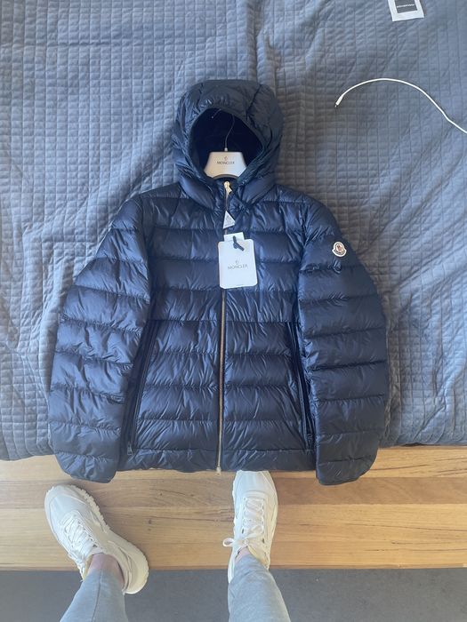 Moncler 2024 emas jacket