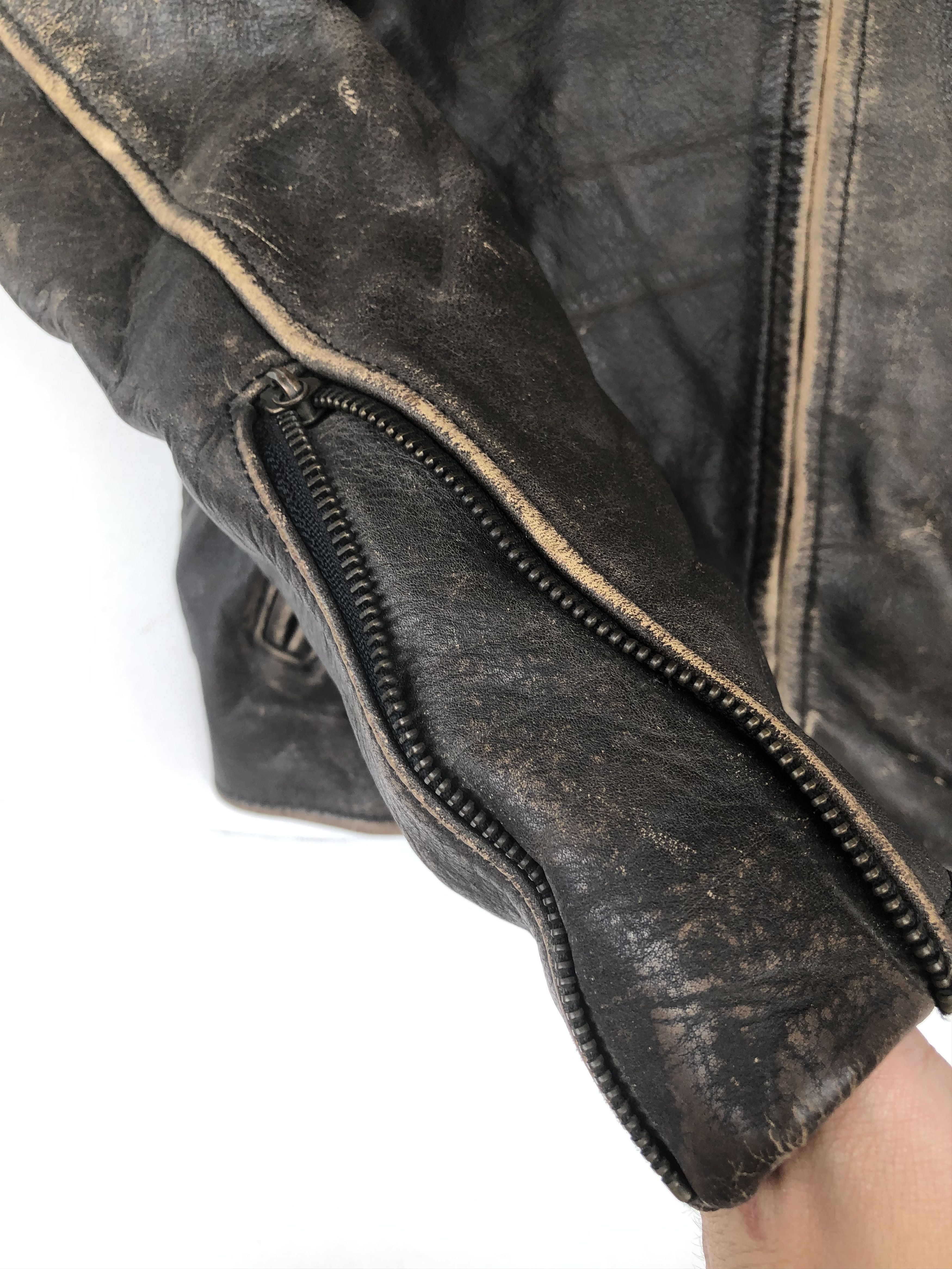 Japanese Brand VINTAGE ROAD MASTERS MOTORCYCLE LEATHER JACKET Size US M / EU 48-50 / 2 - 7 Thumbnail