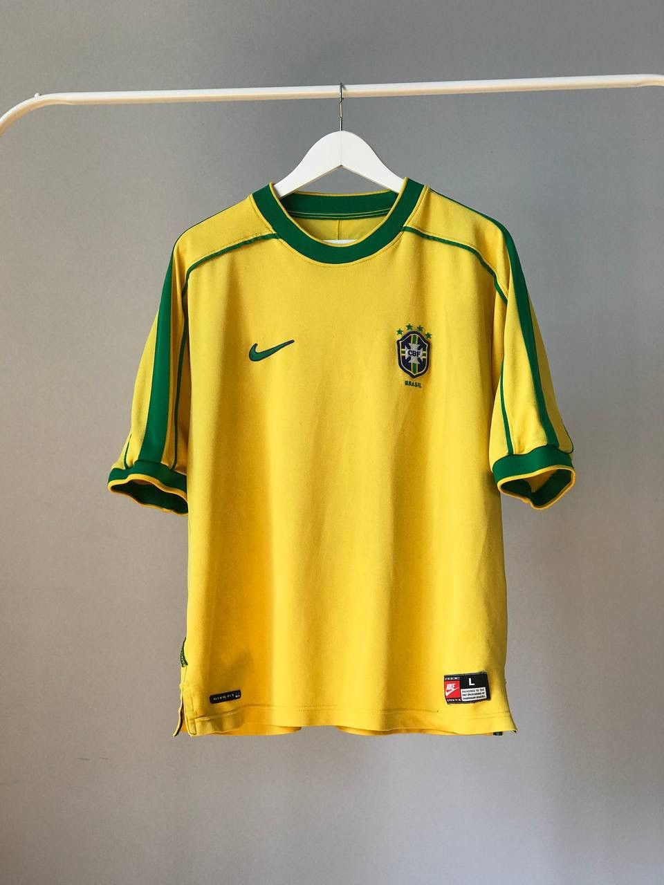 Nike × Soccer Jersey × Vintage Vintage Nike Brazil Football Shirt 