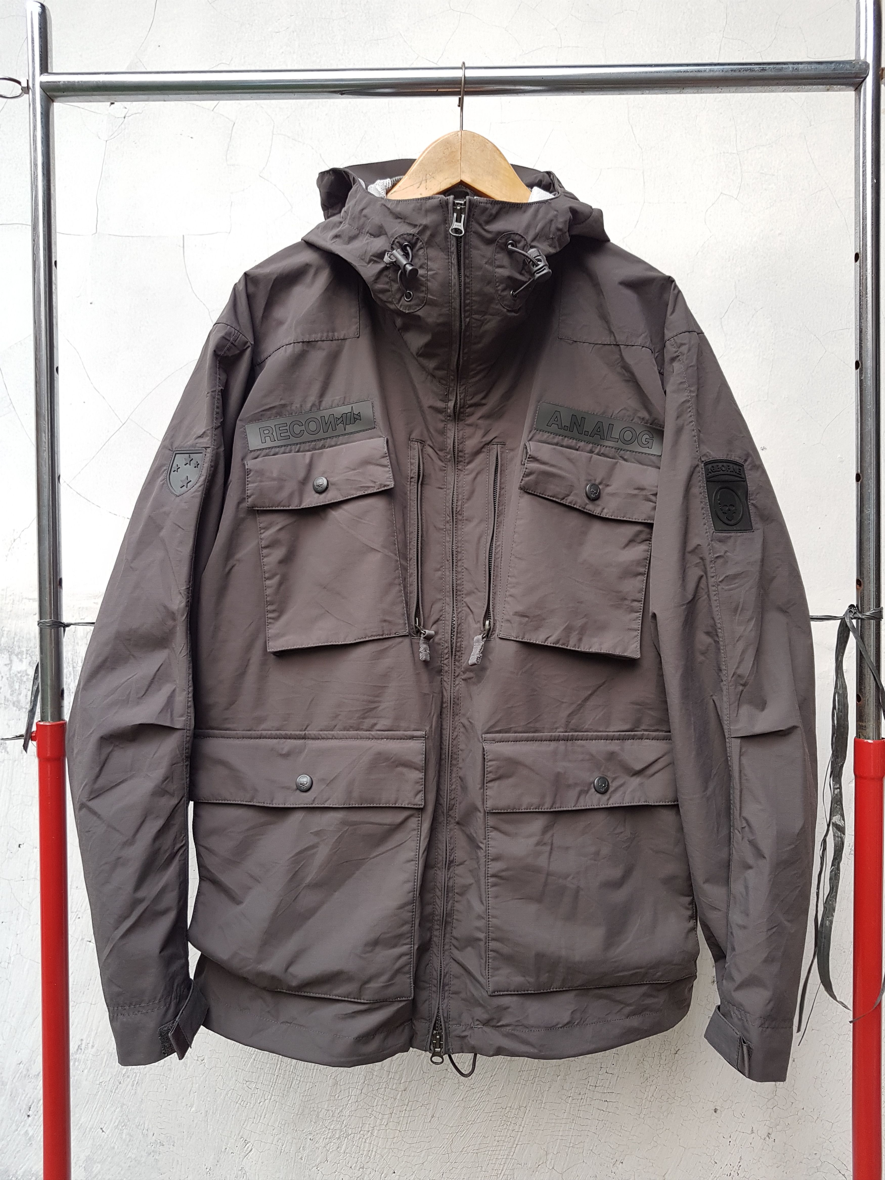 Analog × Recon Rare Analog X Futura Tactical Snowboard Jacket 