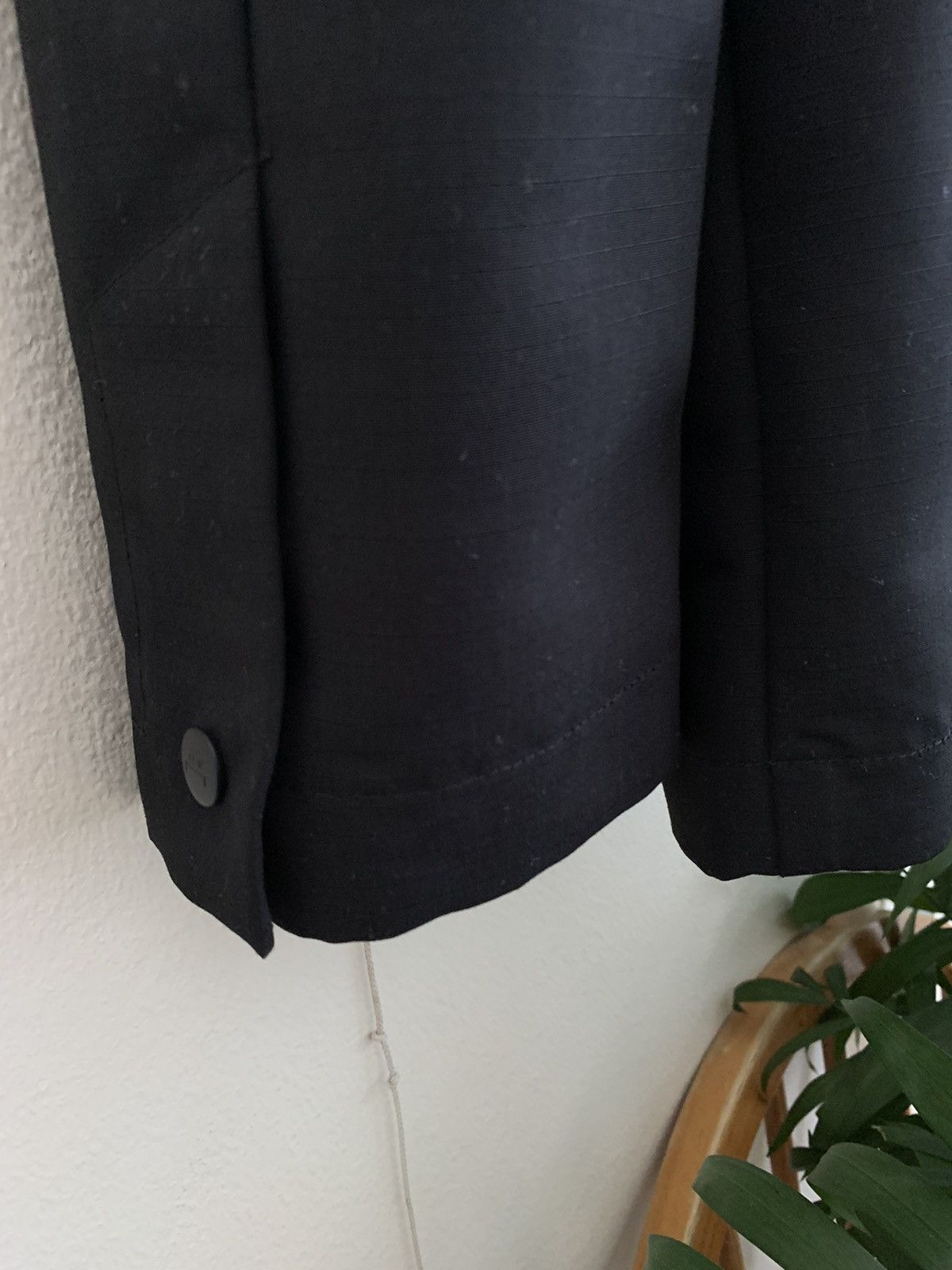 A-COLD-WALL* A-COLD-WALL* ASYMMETRIC BLAZER Size US L / EU 52-54 / 3 - 5 Thumbnail