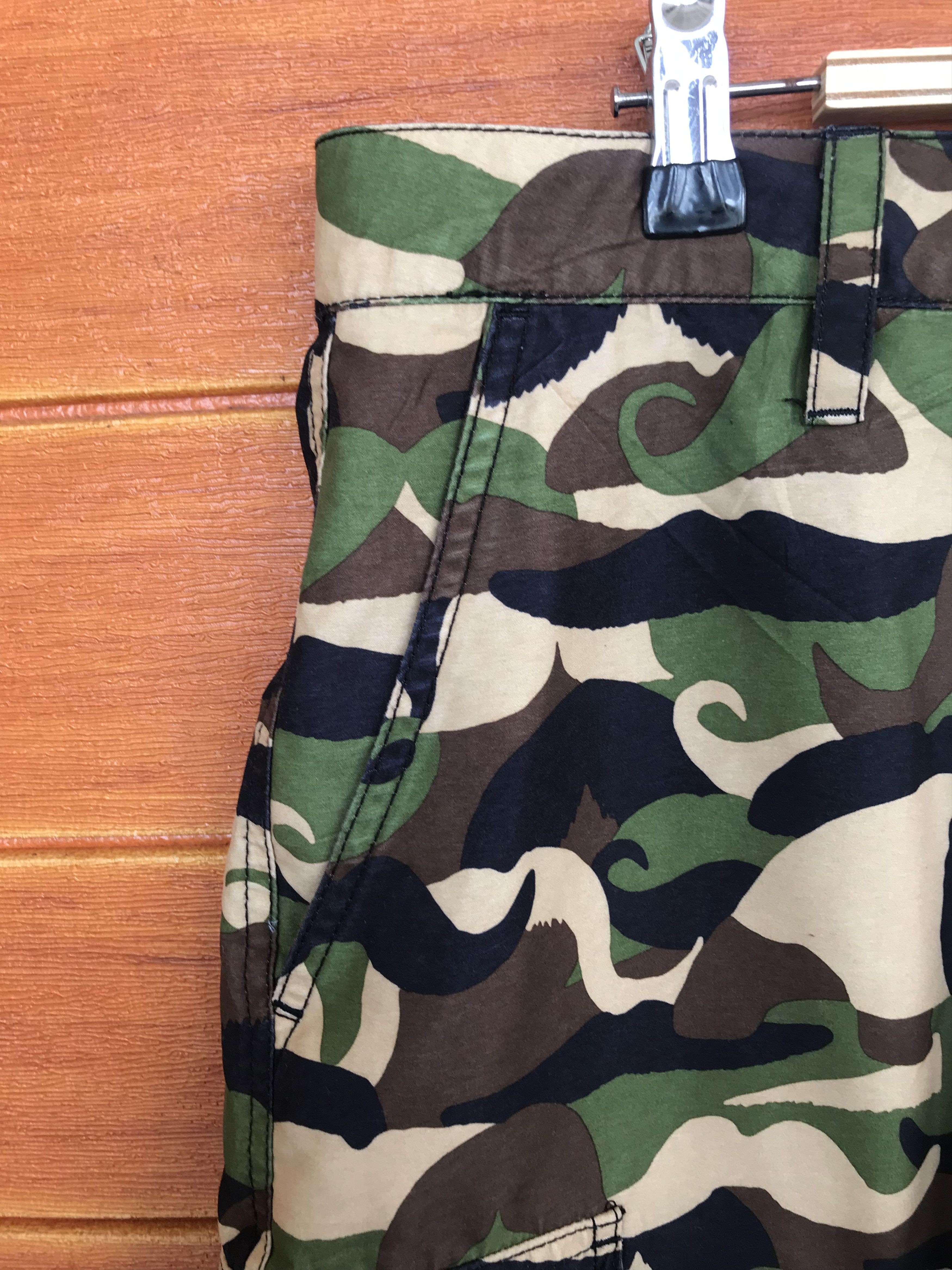 Enjoi Enjoi Skateboarding Camouflaged Cargo Short Pants Size US 36 / EU 52 - 4 Thumbnail