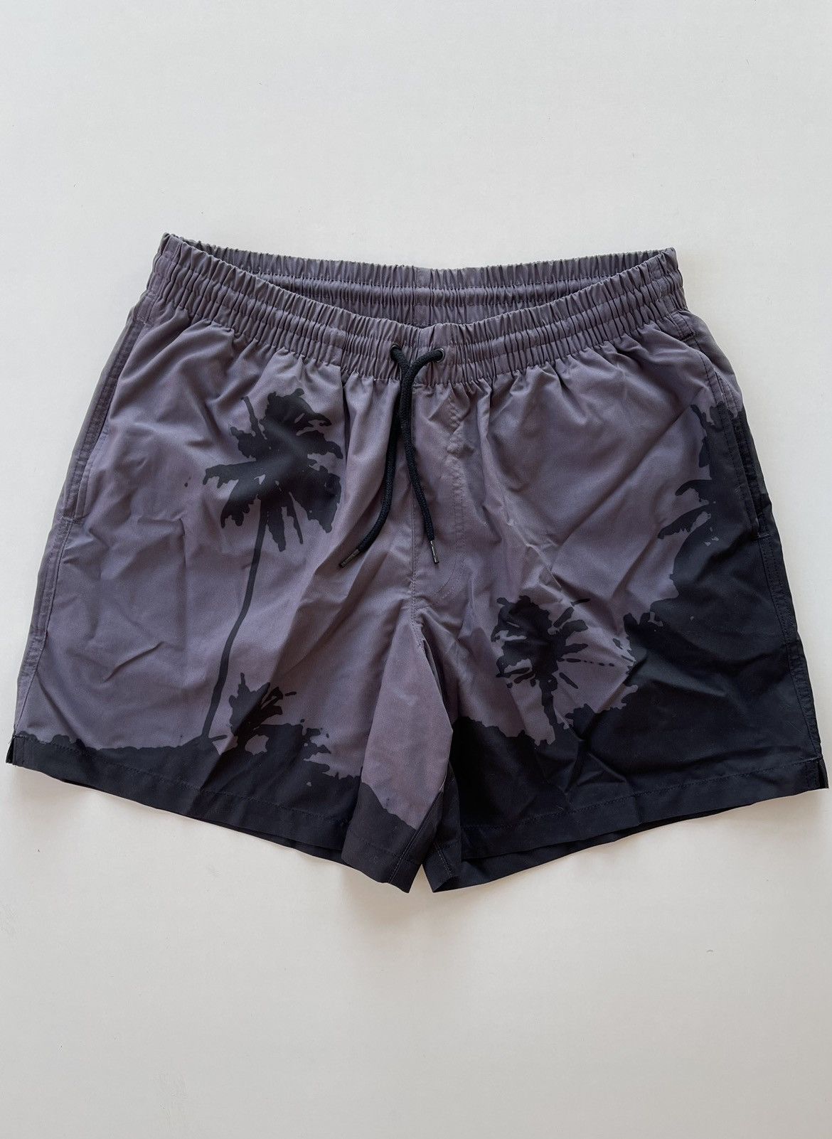 Dries Van Noten Dries Van Noten x Len Lye grey palm tree shorts Size US 32 / EU 48 - 3 Thumbnail