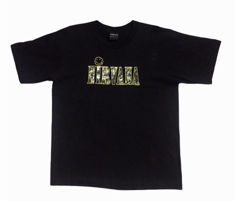 90s NIRVANA KURT KOBAIN GRUNGE ROCK BAND TSHIRT