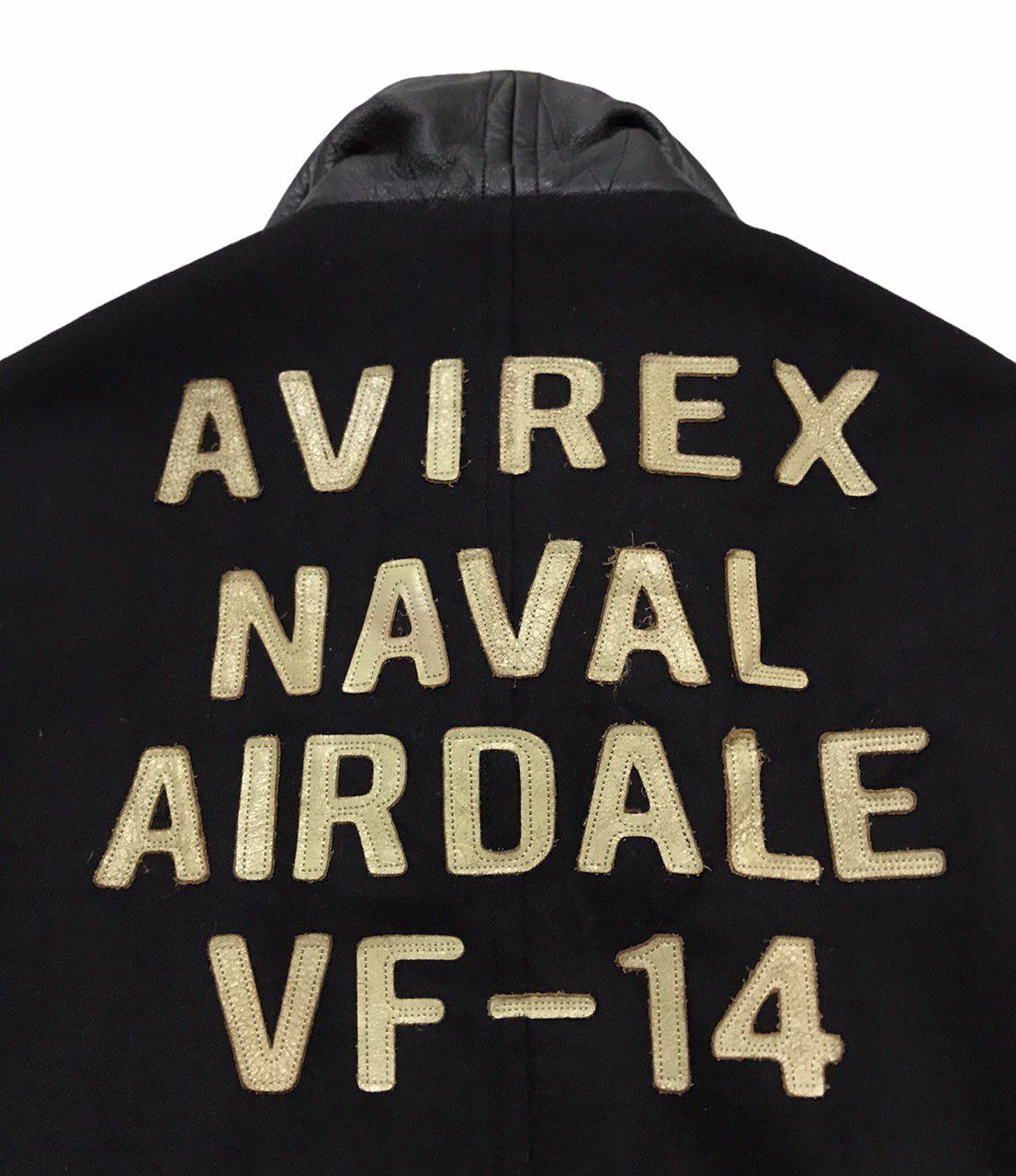 Avirex Type- A6 USN Heavyweight Coat Size US L / EU 52-54 / 3 - 4 Thumbnail