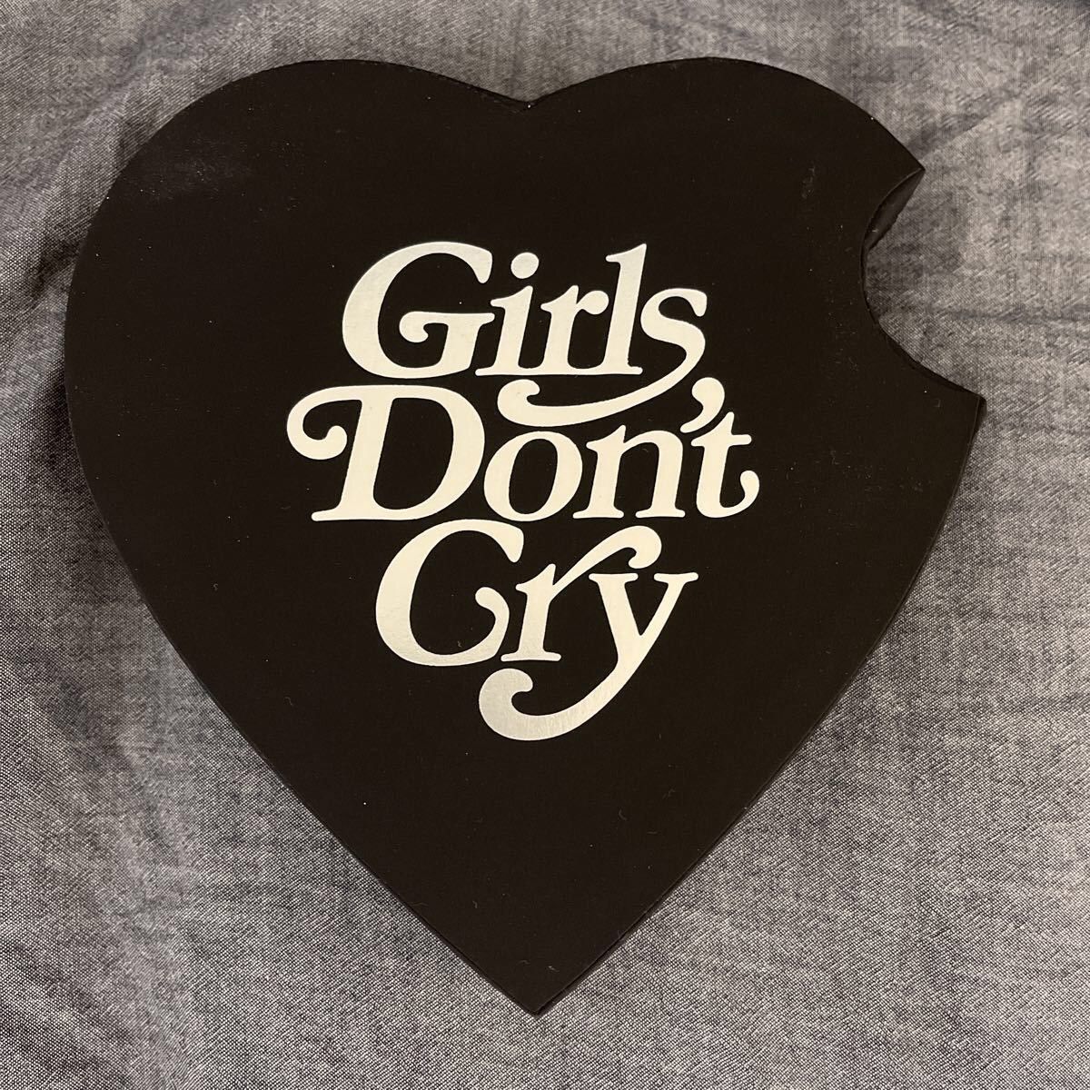 verdy Girls Don't Cry × HELINOX Girls Dont Cry Girls don't cry Helinox Chair | Grailed