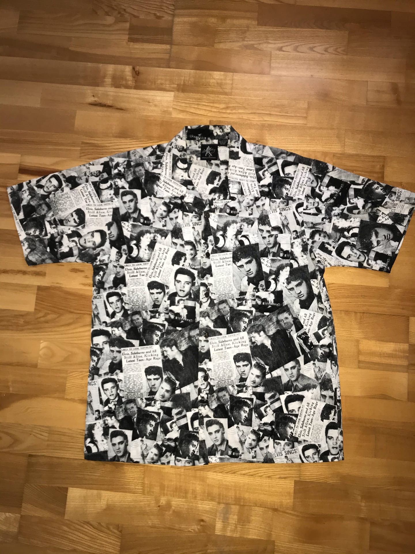 Elvis Presley Fullprint Buttons Up Short Sleeve