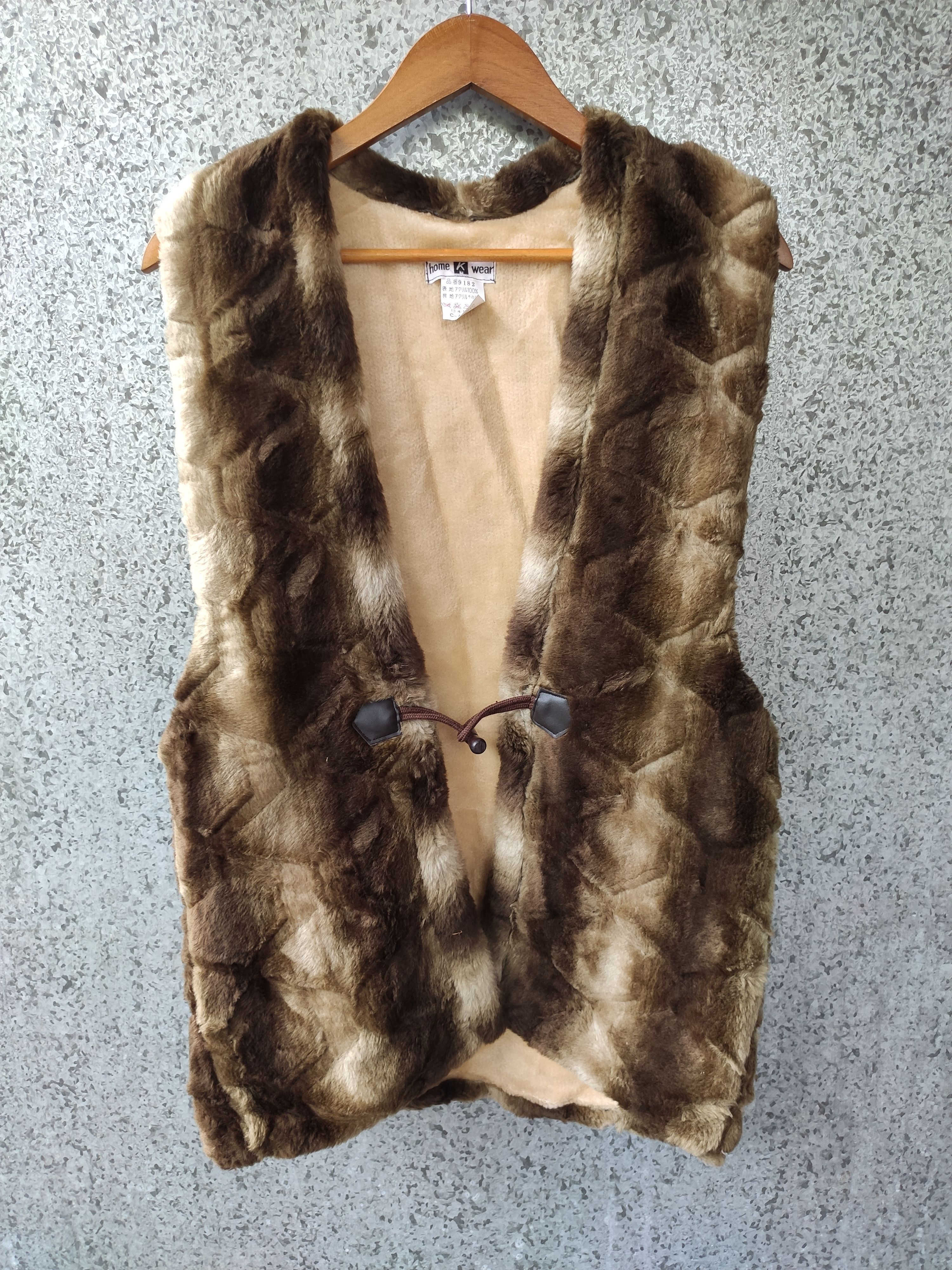 Designer MK Home wear vest Size US M / EU 48-50 / 2 - 1 Thumbnail
