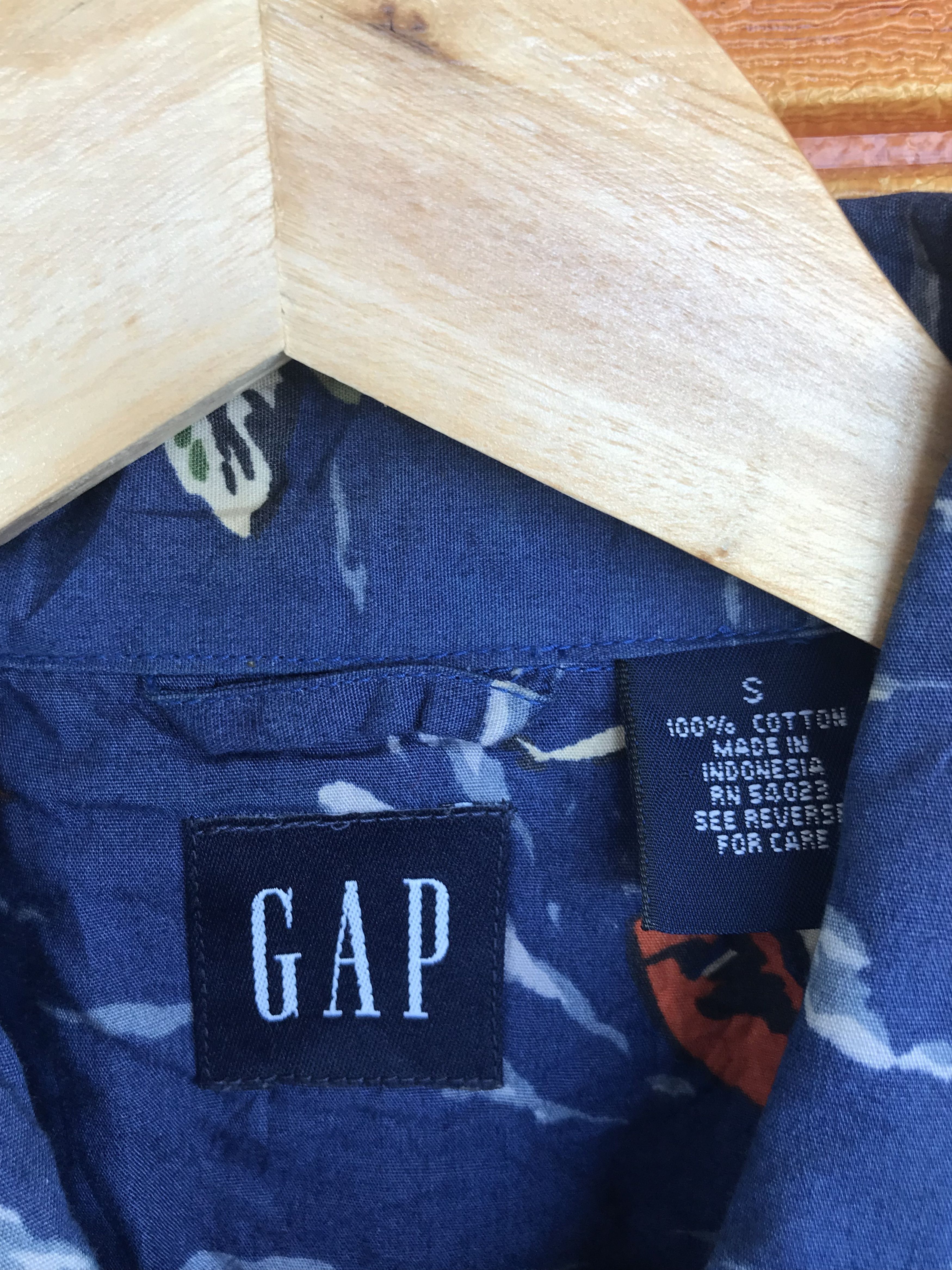 Gap Vintage Gap Scenic Water Sport Oversize Hawaiian Shirt Size US S / EU 44-46 / 1 - 5 Thumbnail