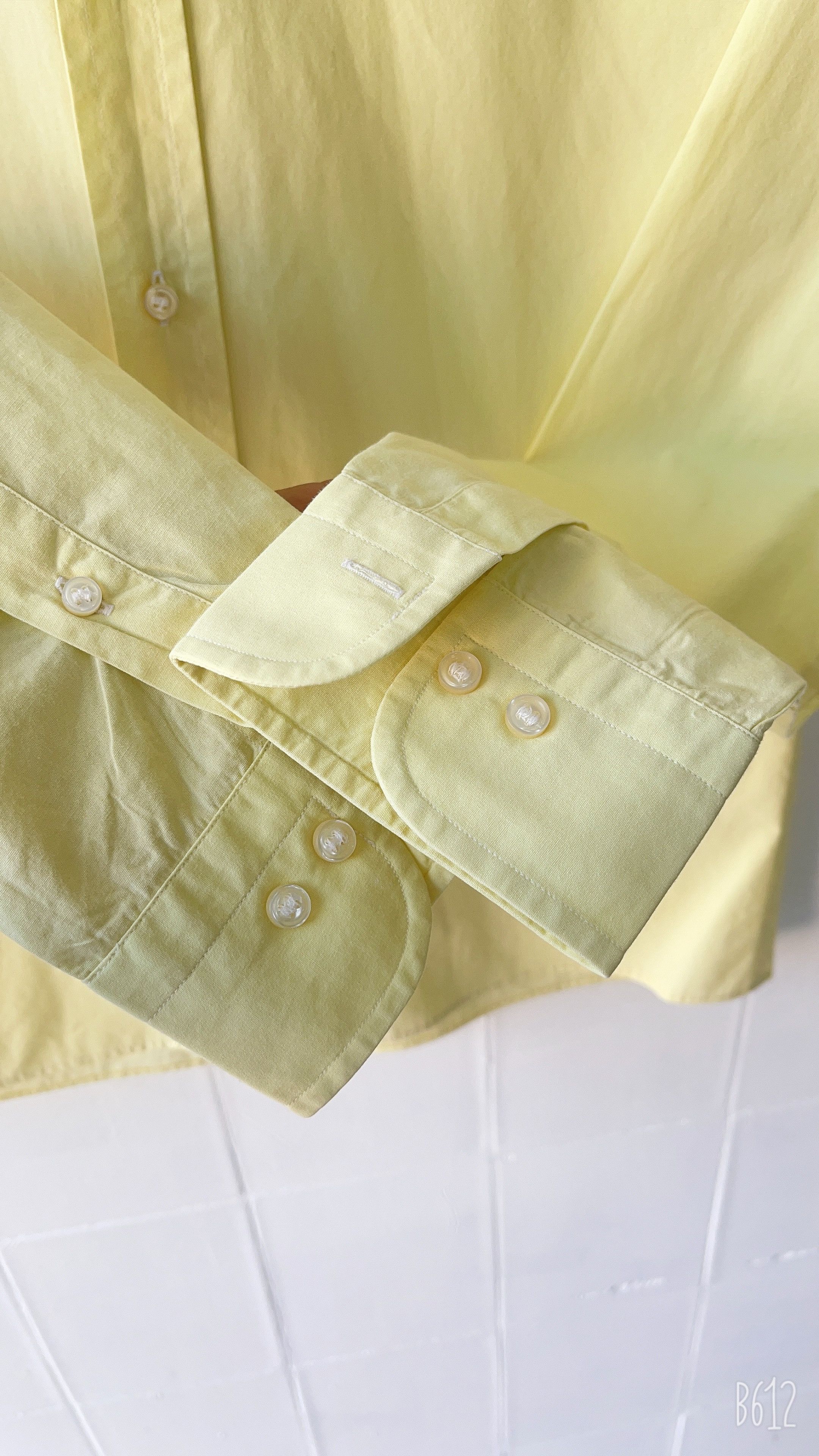 Burberry Burberry London shirt classic size Small yellow green Size US S / EU 44-46 / 1 - 4 Thumbnail
