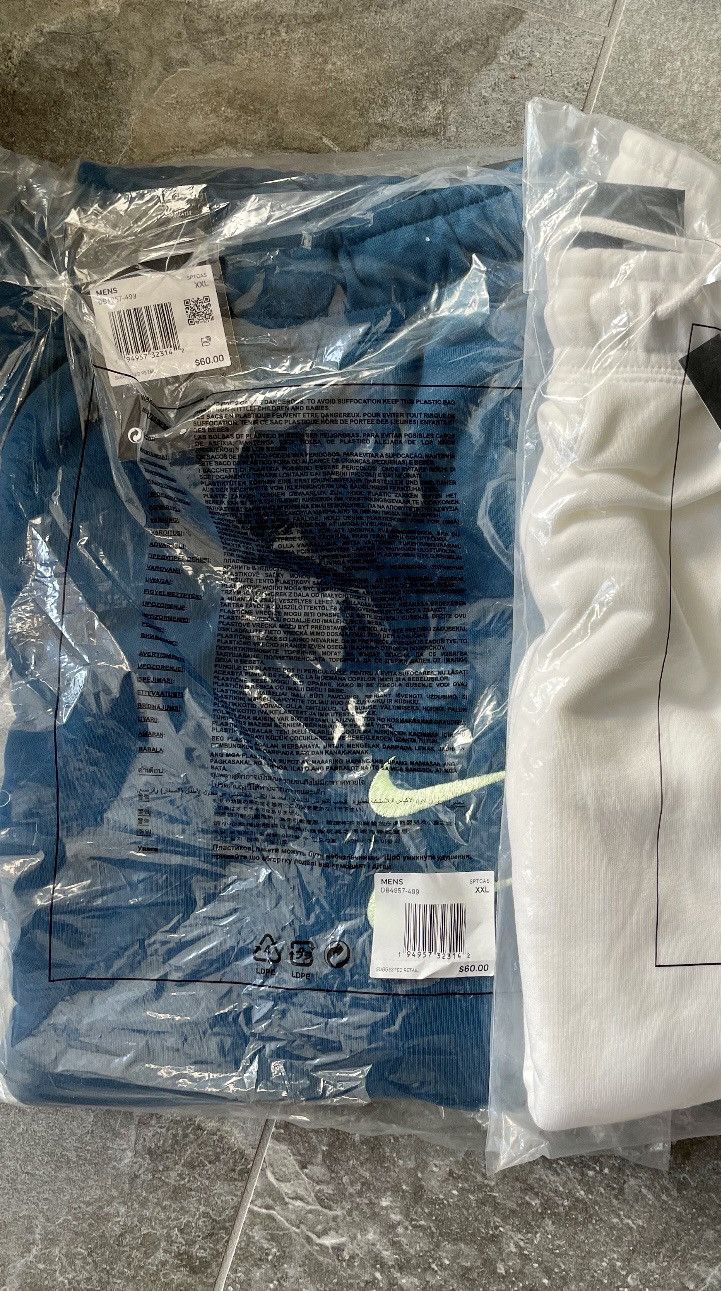 Nike 2XL Embroidered Swoosh French Terrycloth Nike Sport Shorts Size US 42 / EU 58 - 3 Thumbnail