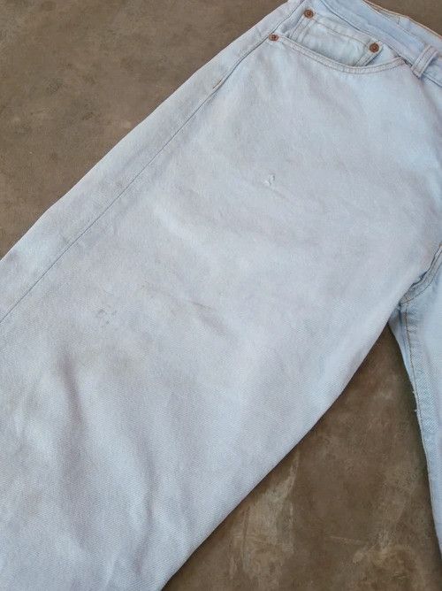 Levi's Vintage Levi's 501 Faded Blue Distressed Jeans 31x34 Size US 31 - 8 Thumbnail