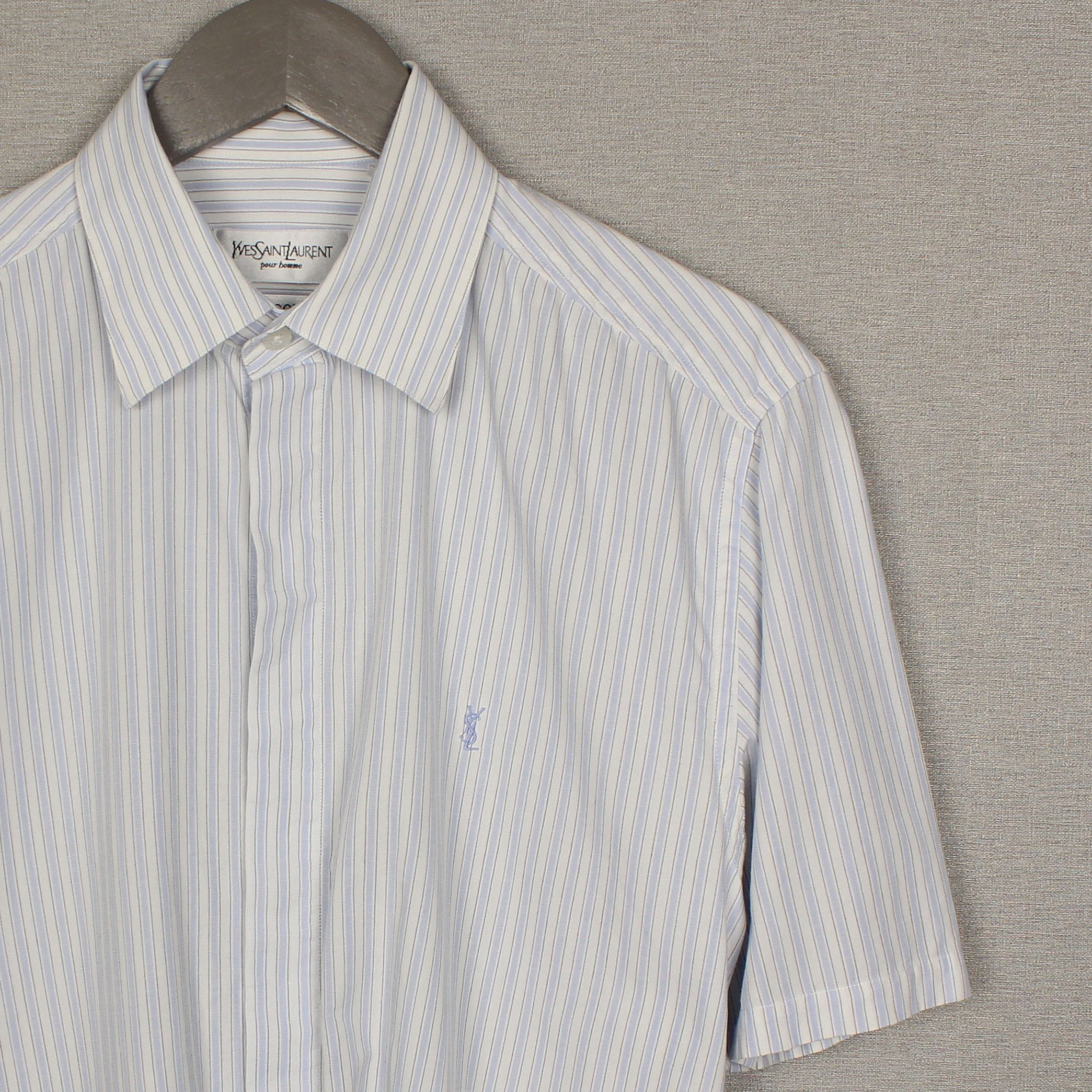 Yves Saint Laurent YSL Yves Saint Laurent Short Sleeve Shirt Logo Size M Size US M / EU 48-50 / 2 - 1 Thumbnail