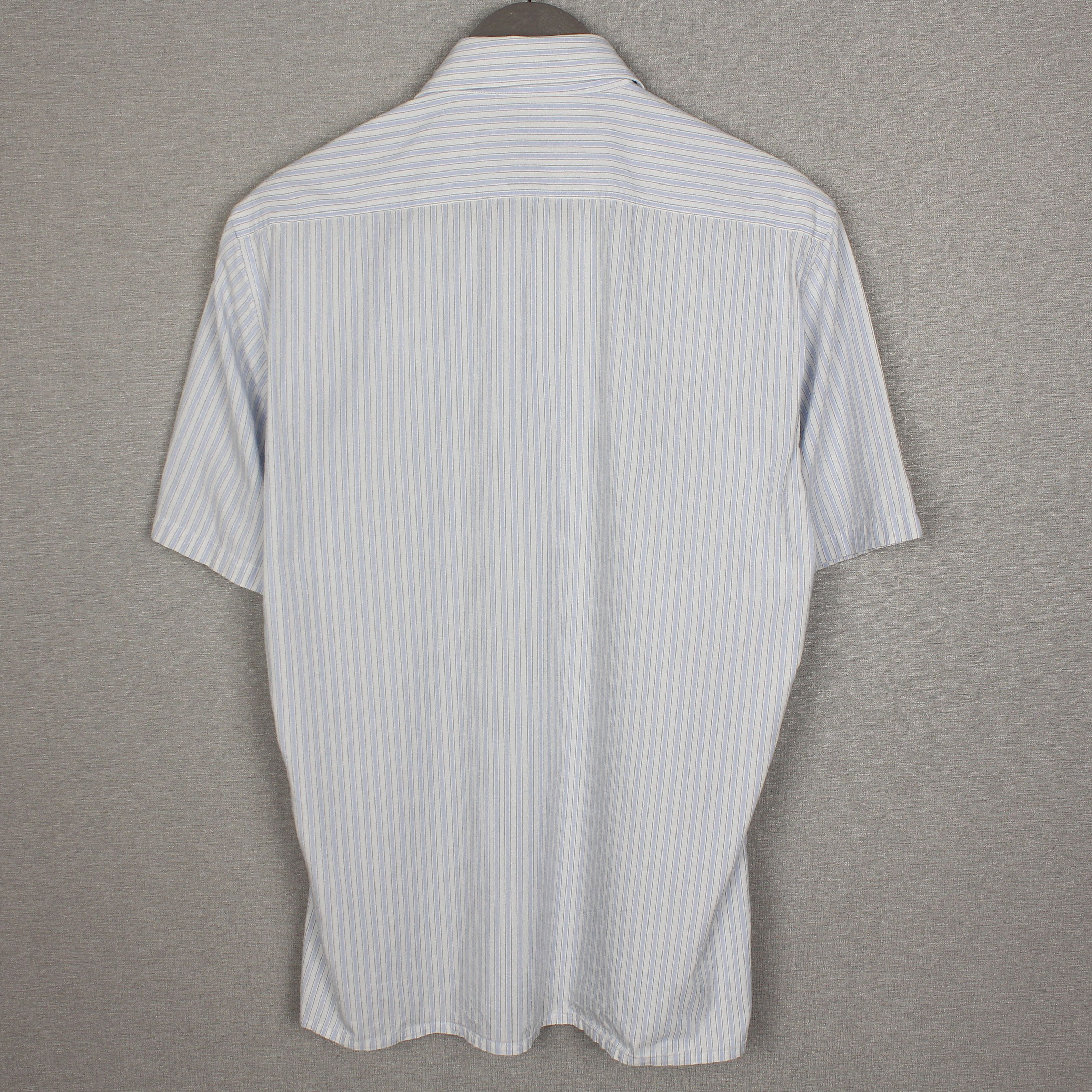 Yves Saint Laurent YSL Yves Saint Laurent Short Sleeve Shirt Logo Size M Size US M / EU 48-50 / 2 - 3 Thumbnail