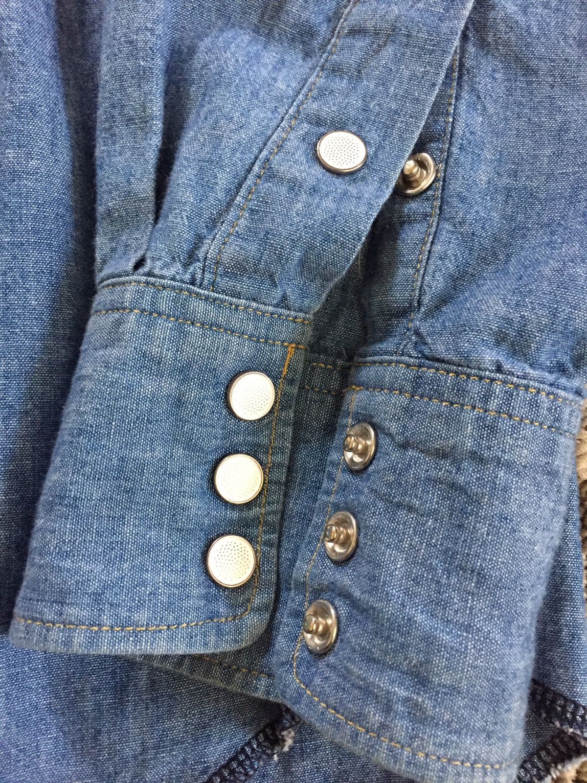 Beams Plus × Inventory Magazine Beams X Inventory Chambray Western Shirt Size US L / EU 52-54 / 3 - 3 Thumbnail