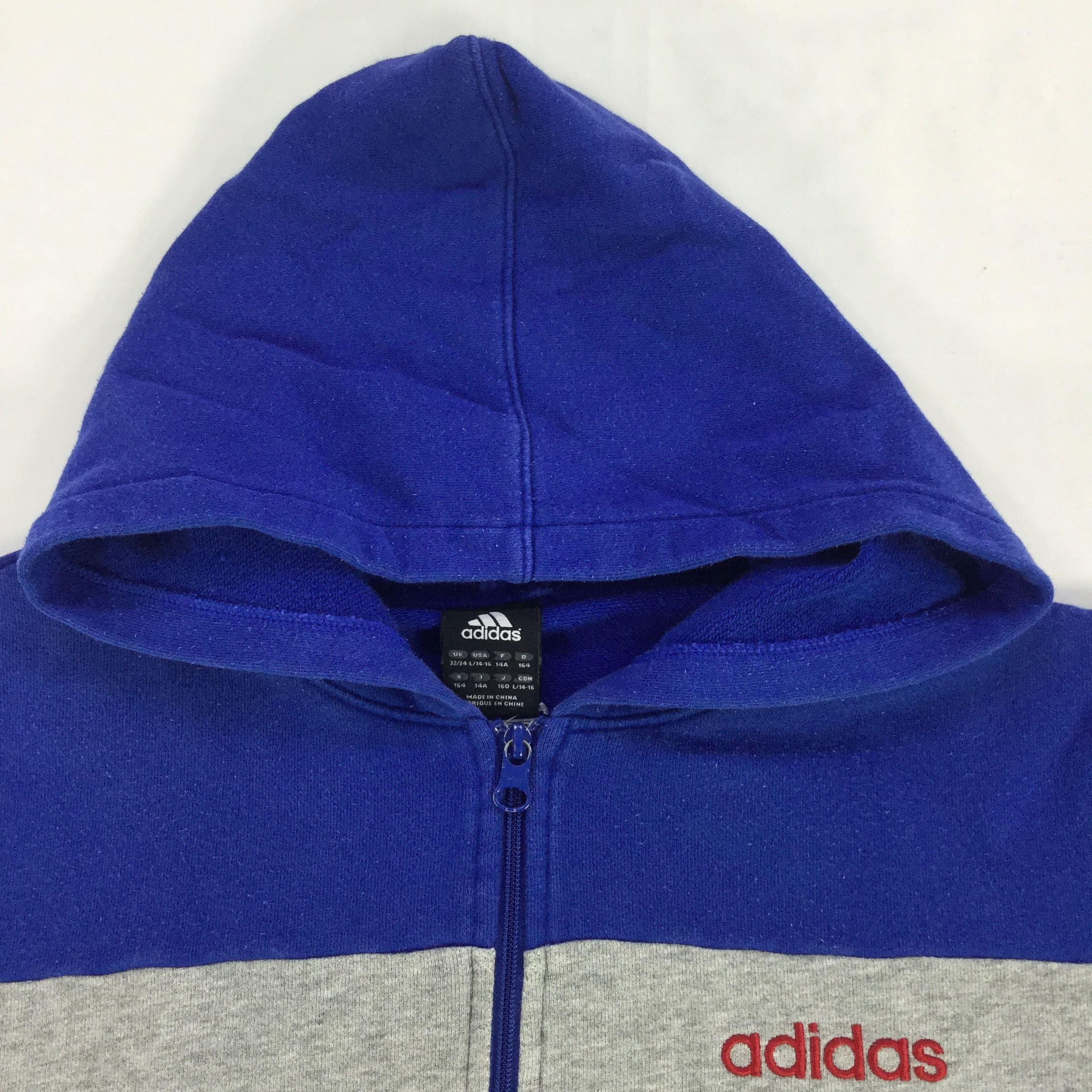 ADIDAS SWEATSHIRT FULL ZIPPER SPELLOUT MEDIUM SIZE