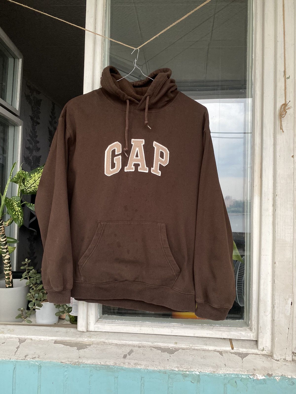 Vintage Gap brown hoodie vintage Spellout | Grailed