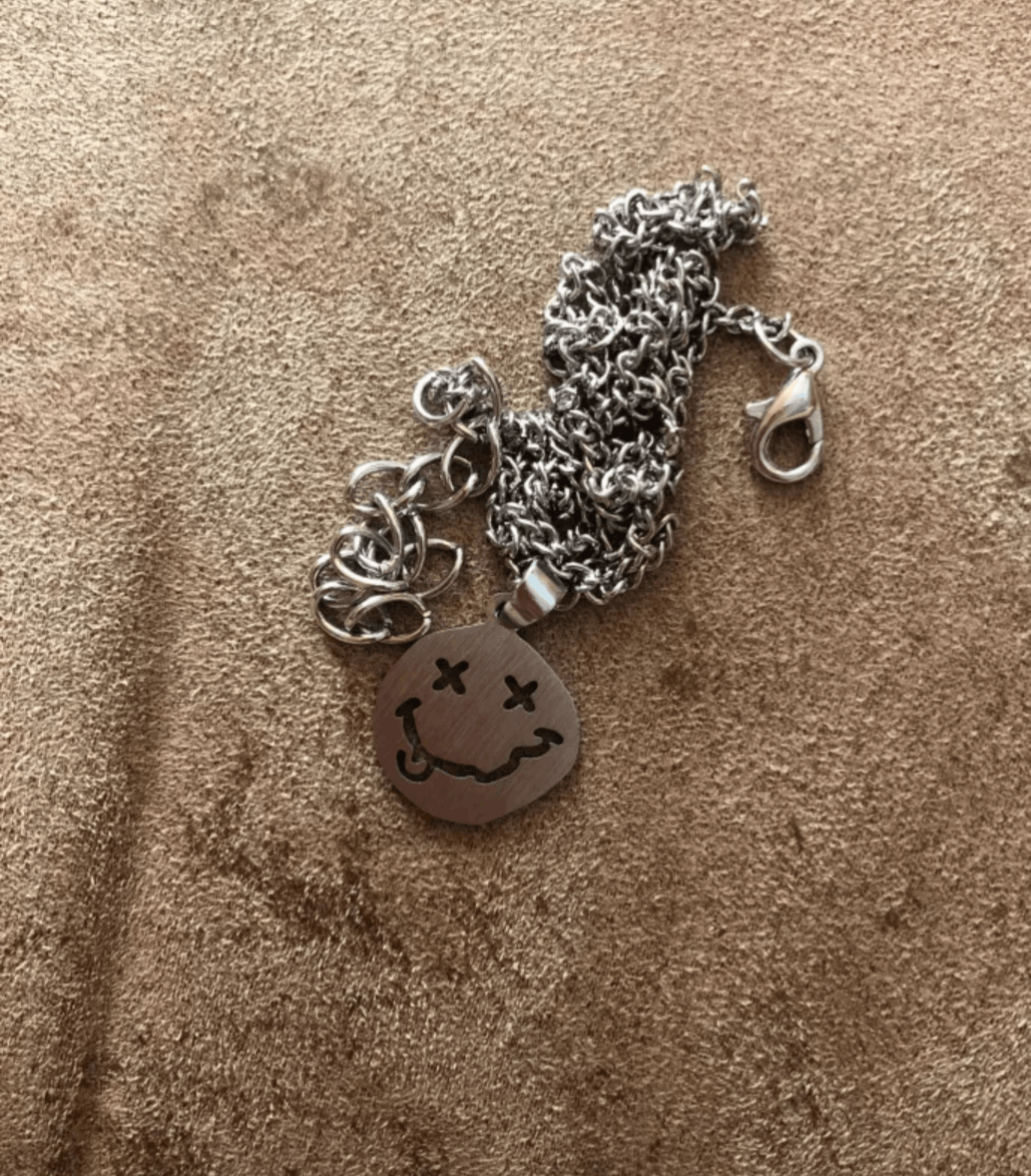 Vintage Smile Face Necklace Size ONE SIZE - 6 Thumbnail