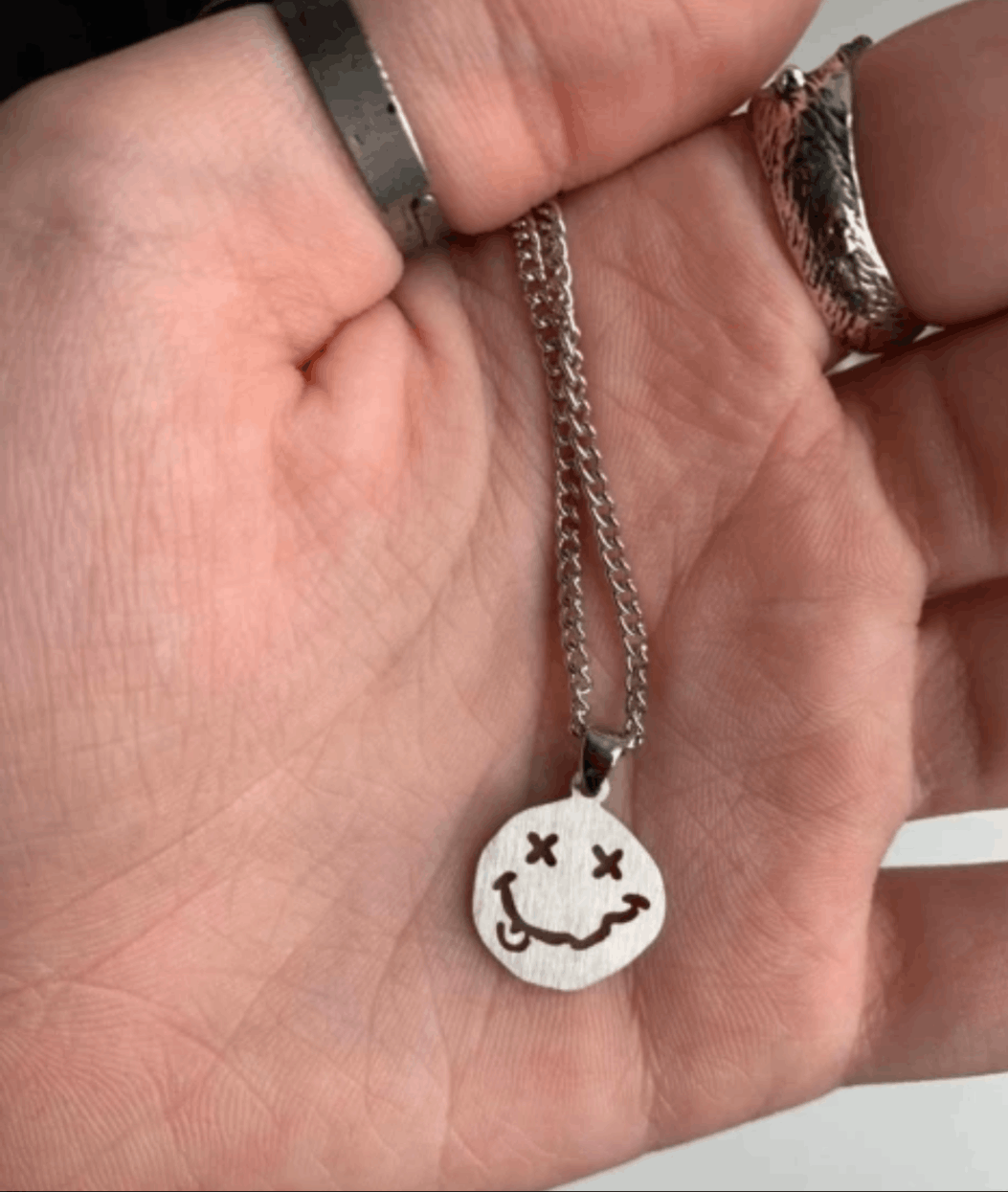 Vintage Smile Face Necklace Size ONE SIZE - 7 Thumbnail