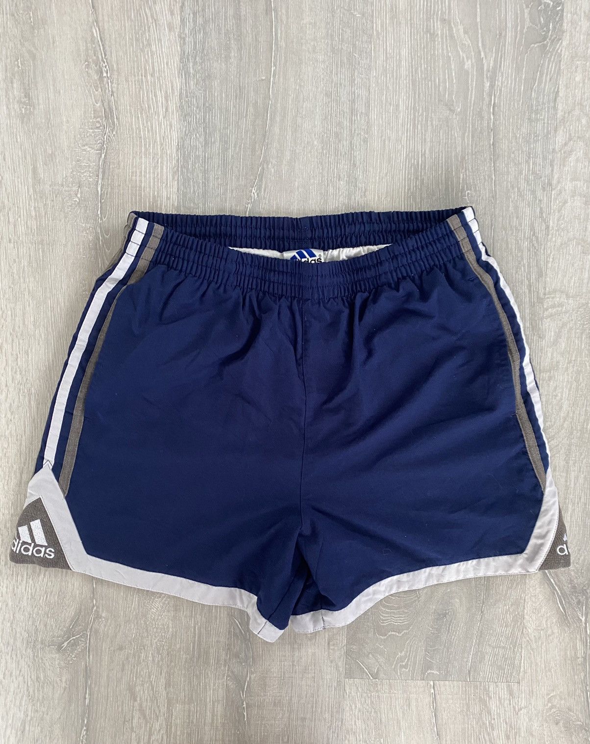 Adidas × Vintage Adidas vintage navy shorts 90s Size US 30 / EU 46 - 1 Thumbnail
