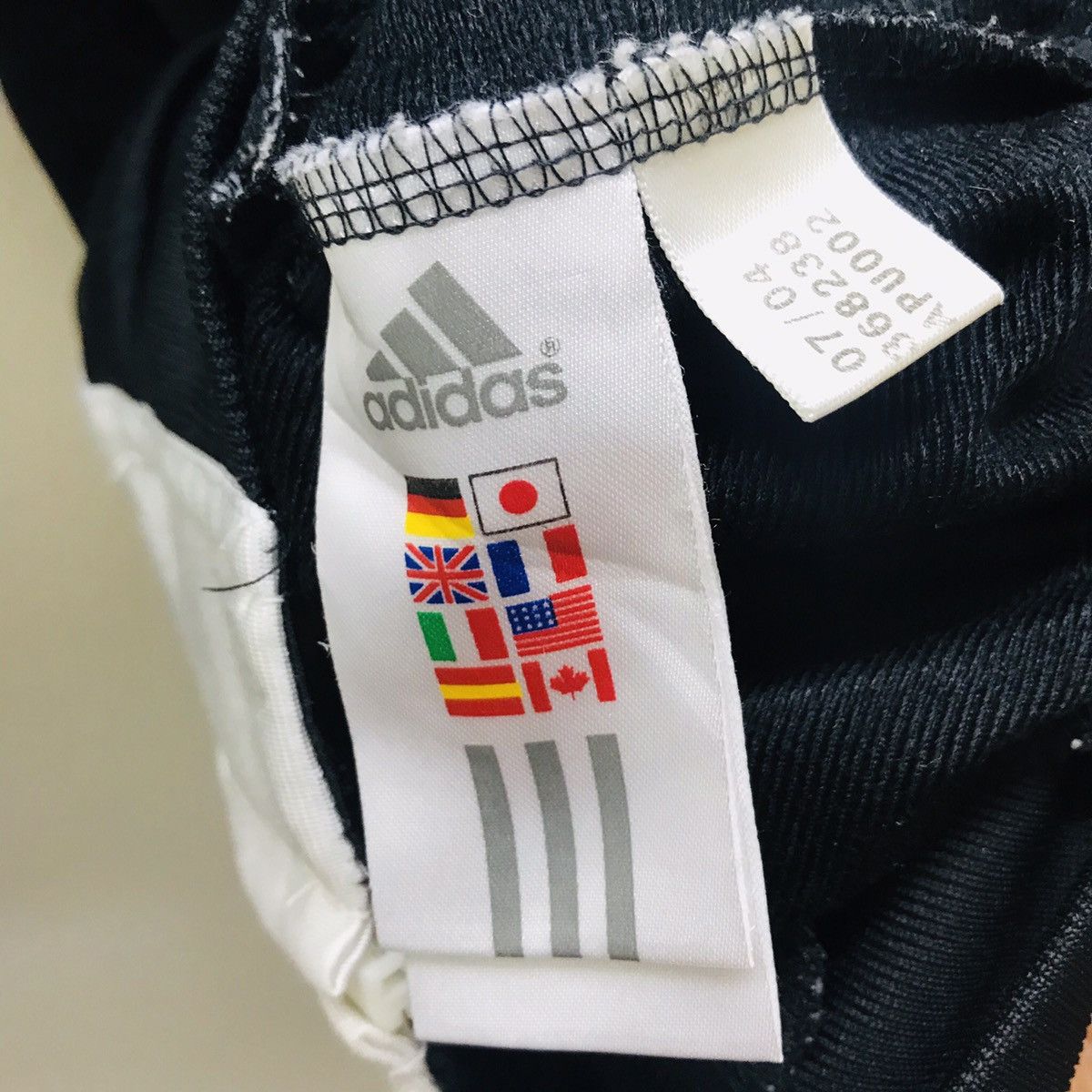 Adidas Vintage Real Madrid Sweater 04/05 Zidane Era Size US L / EU 52-54 / 3 - 5 Thumbnail