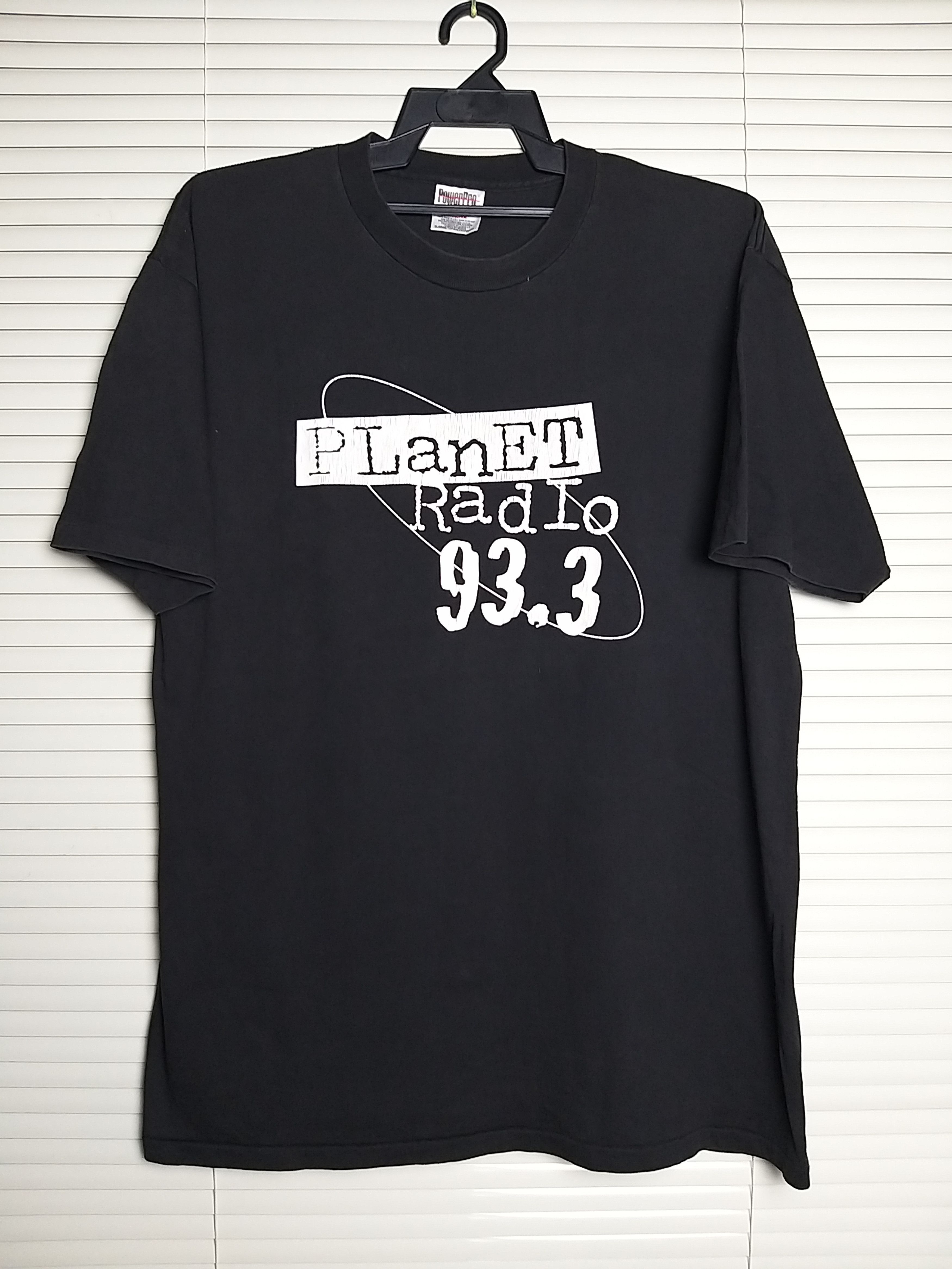 Band Tees RARE💥VINTAGE 90'S PLANET RADIO STATION 93.3 BAND T SHIRT Size US XL / EU 56 / 4 - 2 Thumbnail