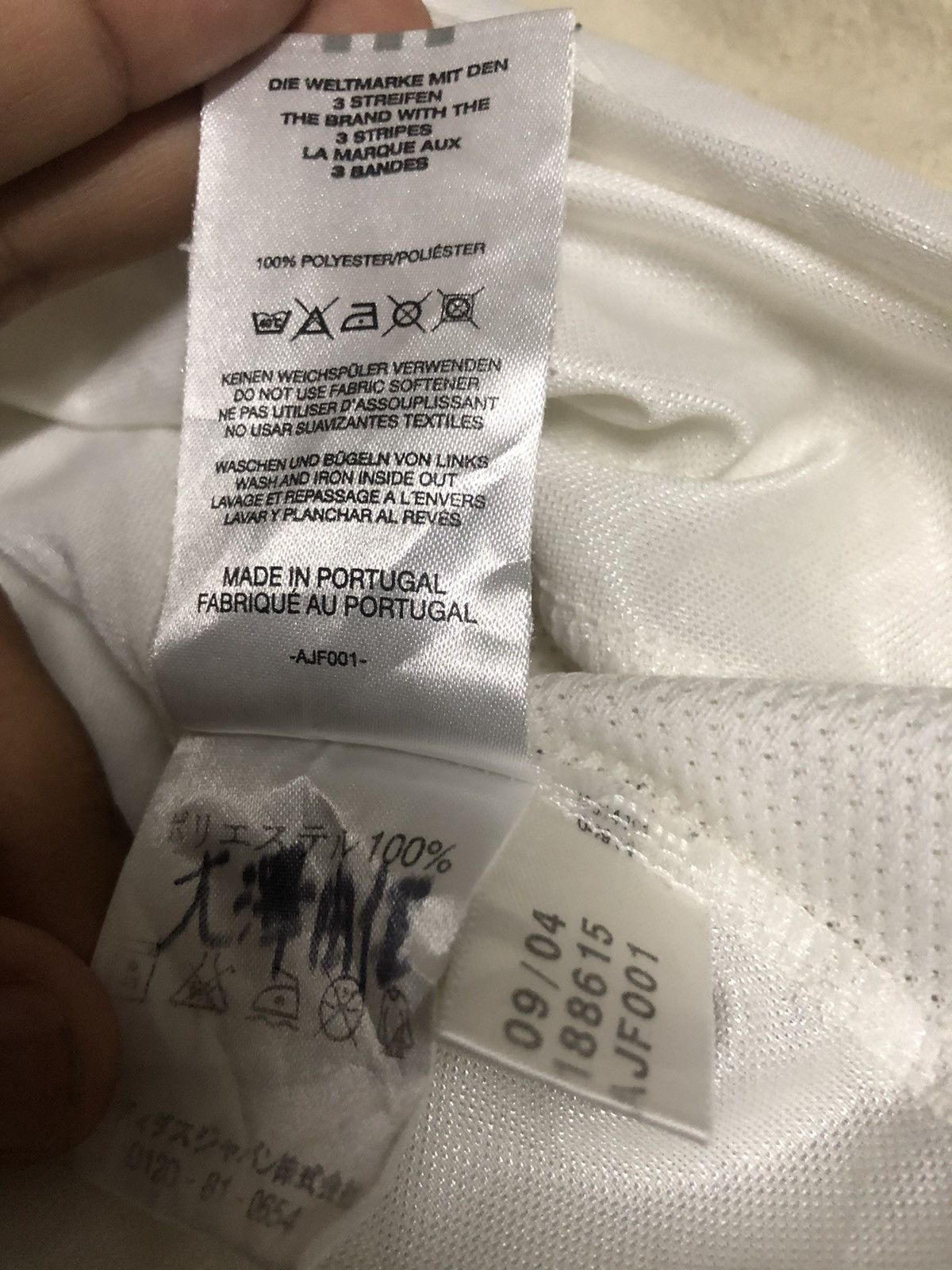 Other Vtg real madrid jersey (figo) Size US M / EU 48-50 / 2 - 12 Thumbnail