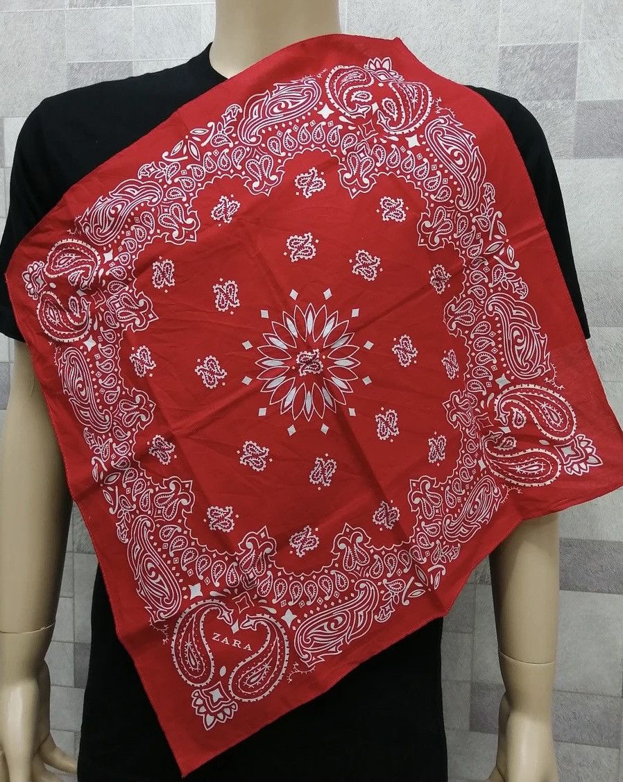Zara ZARA Hot Red Paisley Bandana Neckerchief Pocketsquare Size ONE SIZE - 1 Thumbnail
