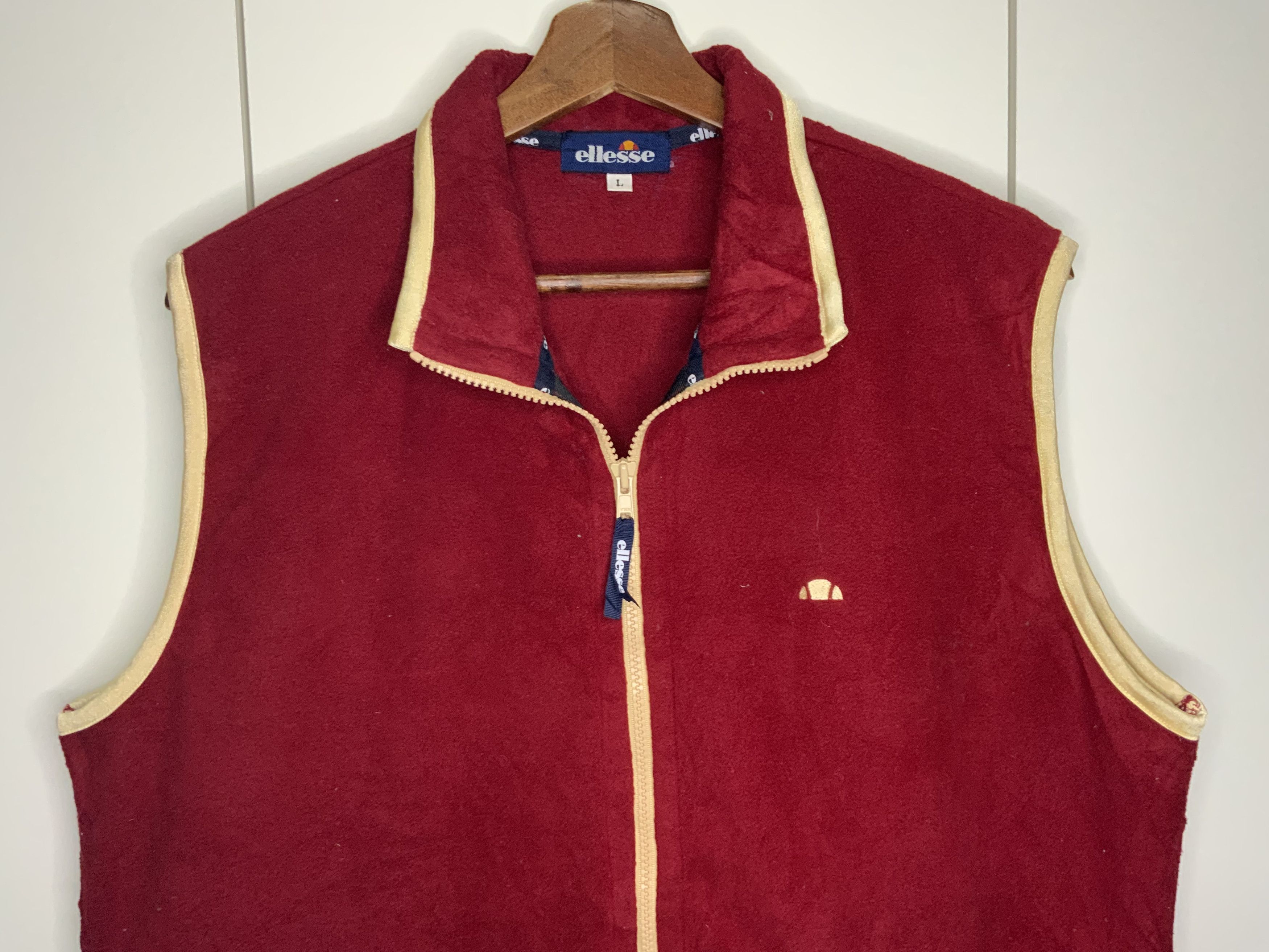 Ellesse Vintage Ellesse Japan Maroon Winter Coduroi Vest Size US L / EU 52-54 / 3 - 5 Thumbnail