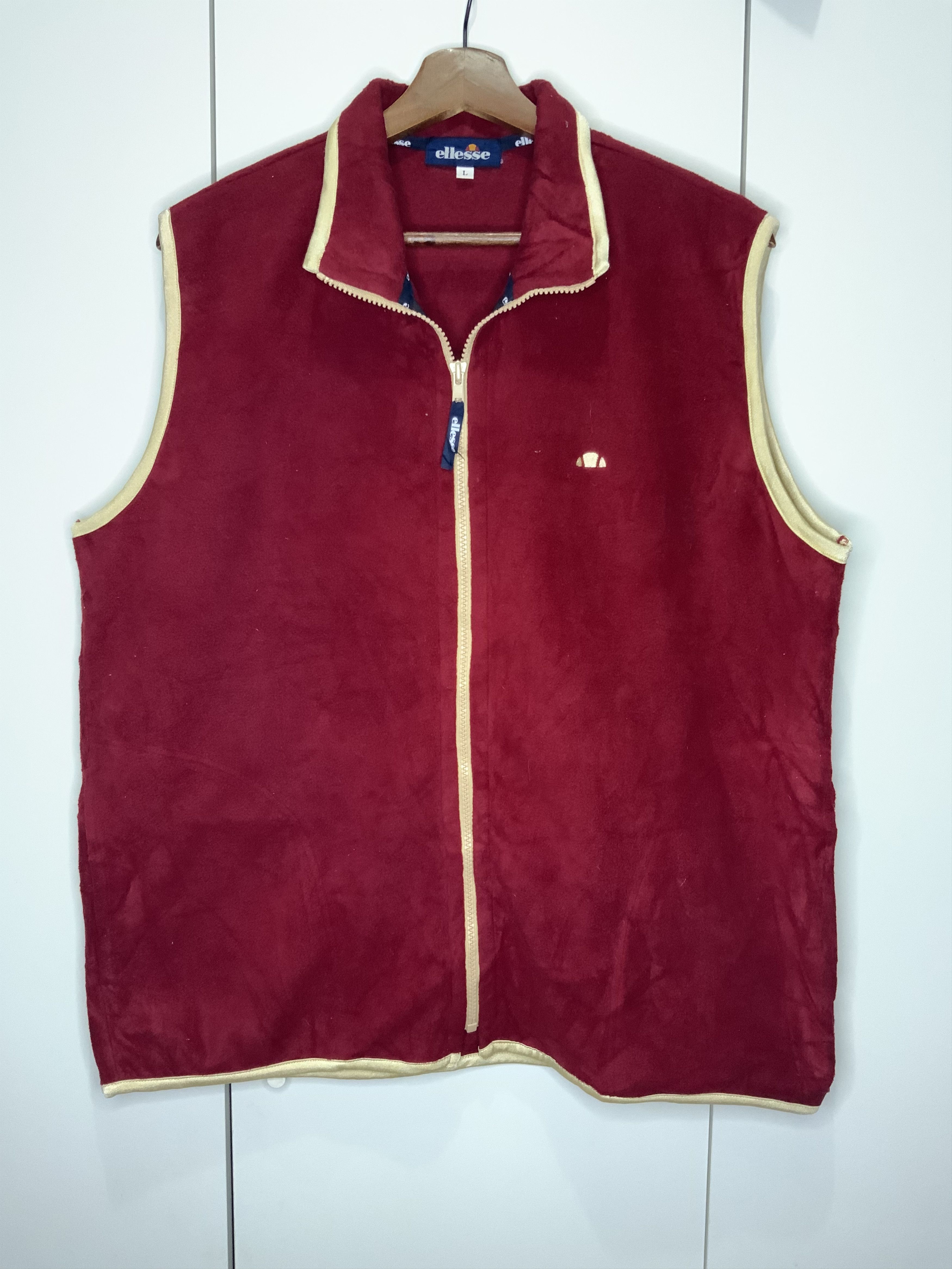Ellesse Vintage Ellesse Japan Maroon Winter Coduroi Vest Size US L / EU 52-54 / 3 - 1 Thumbnail
